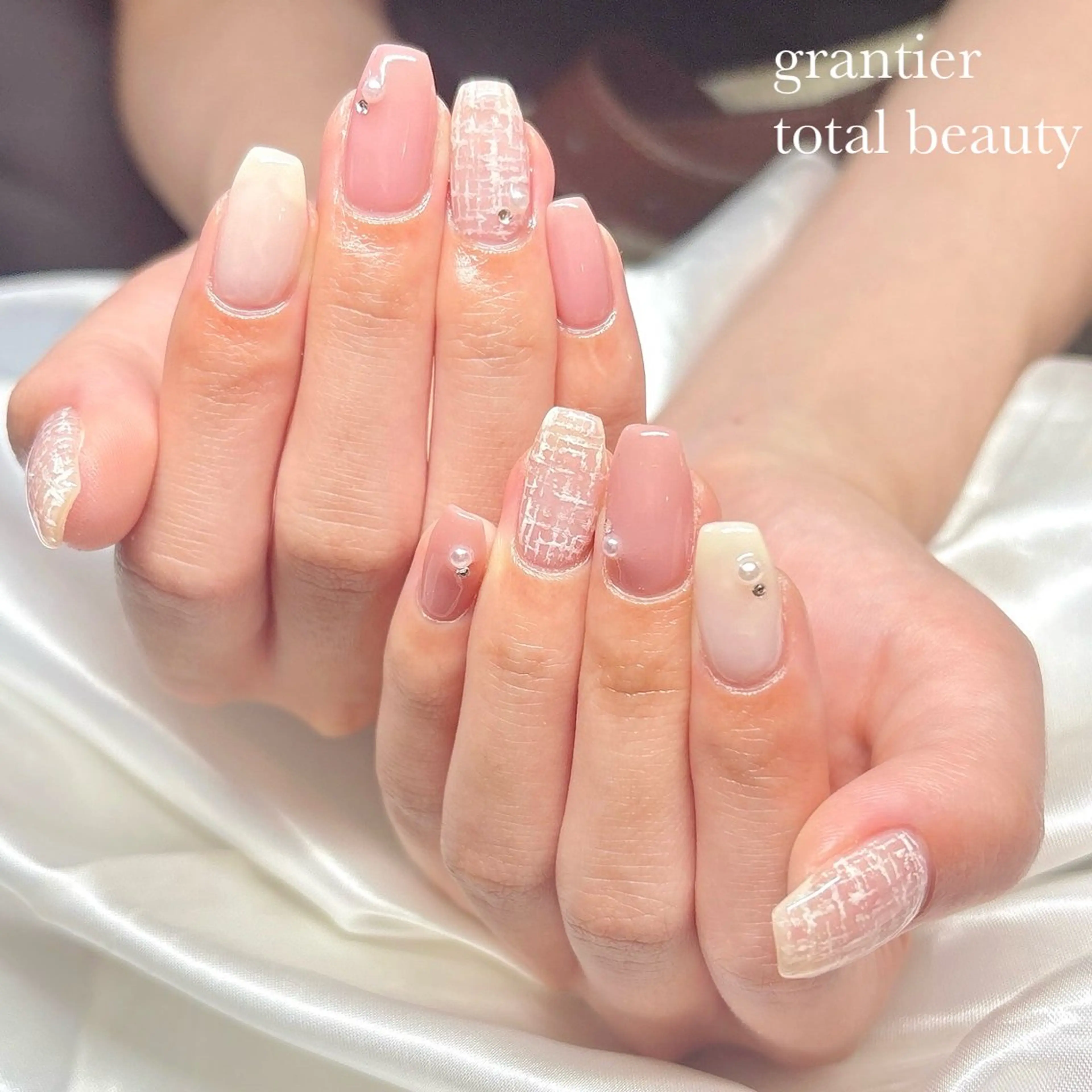 ネイル ピンク 春ネイル ツイードネイル ハンドネイル grantier beautyのネイルデザイン