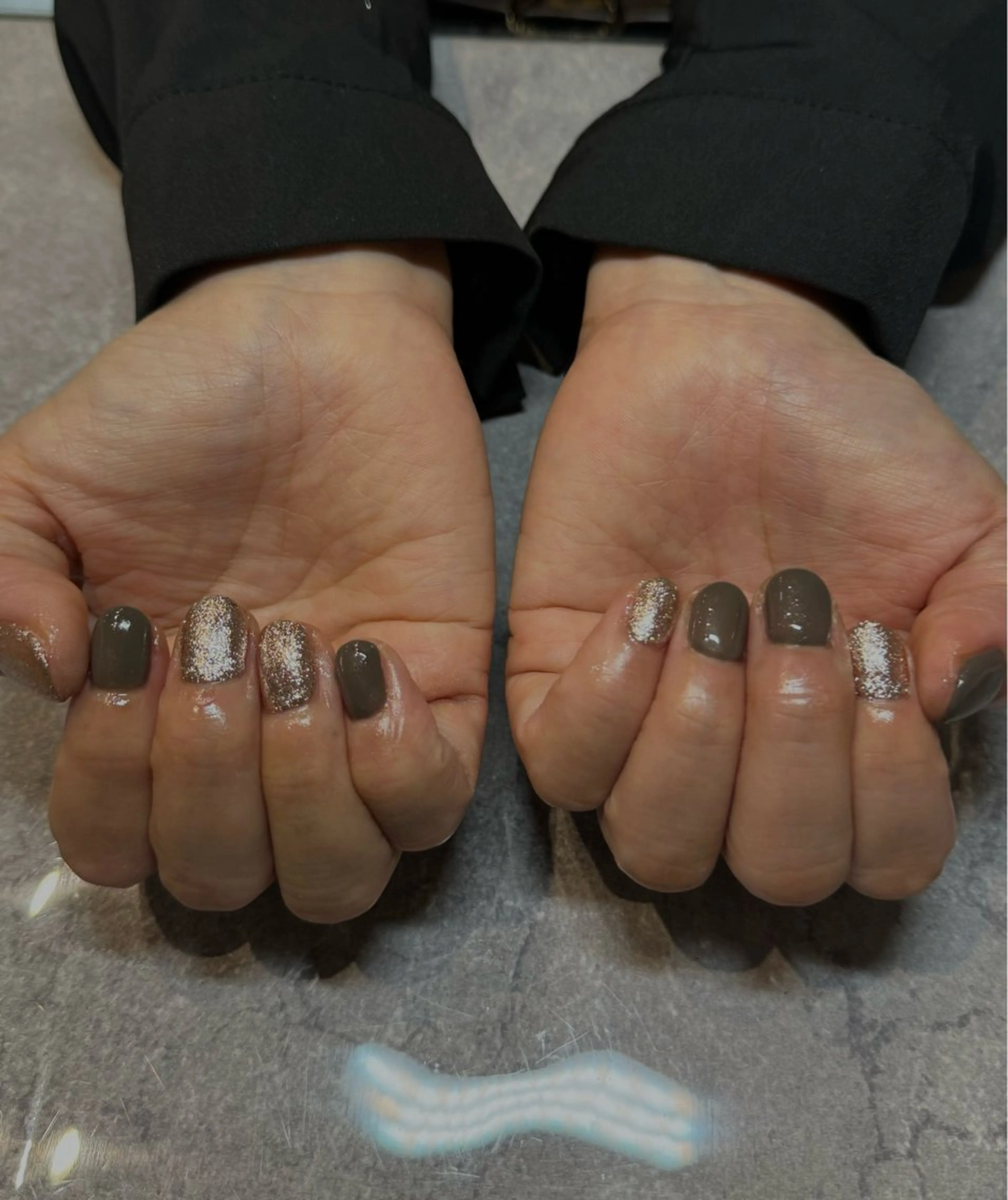 ネイル ラメ(グリッター) ワンカラーネイル Natsumi💎 堺筋本町ネイルサロンのネイルデザイン