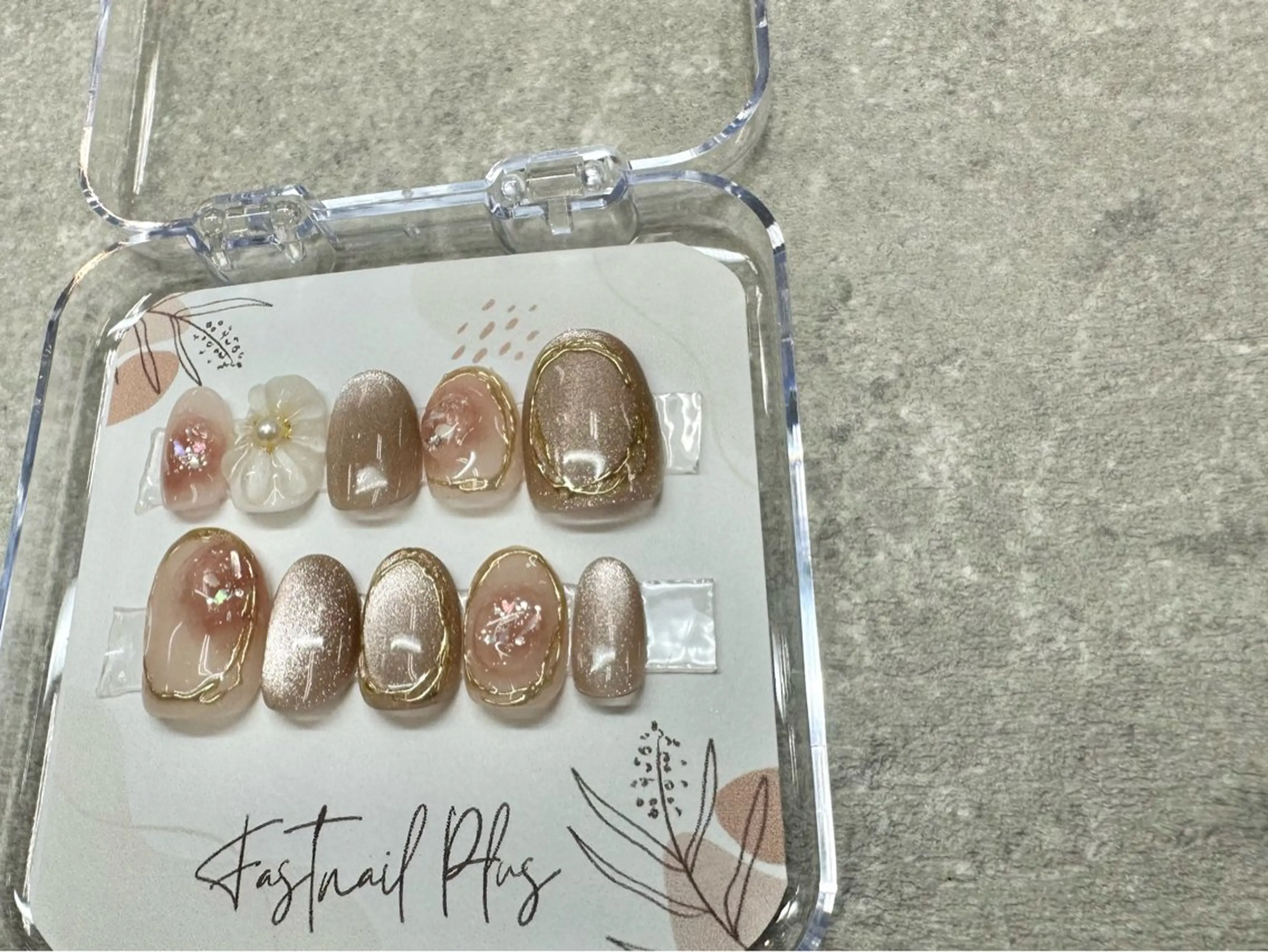 ネイル 成人式 ハンドネイル 高多 瑠美のネイルデザイン