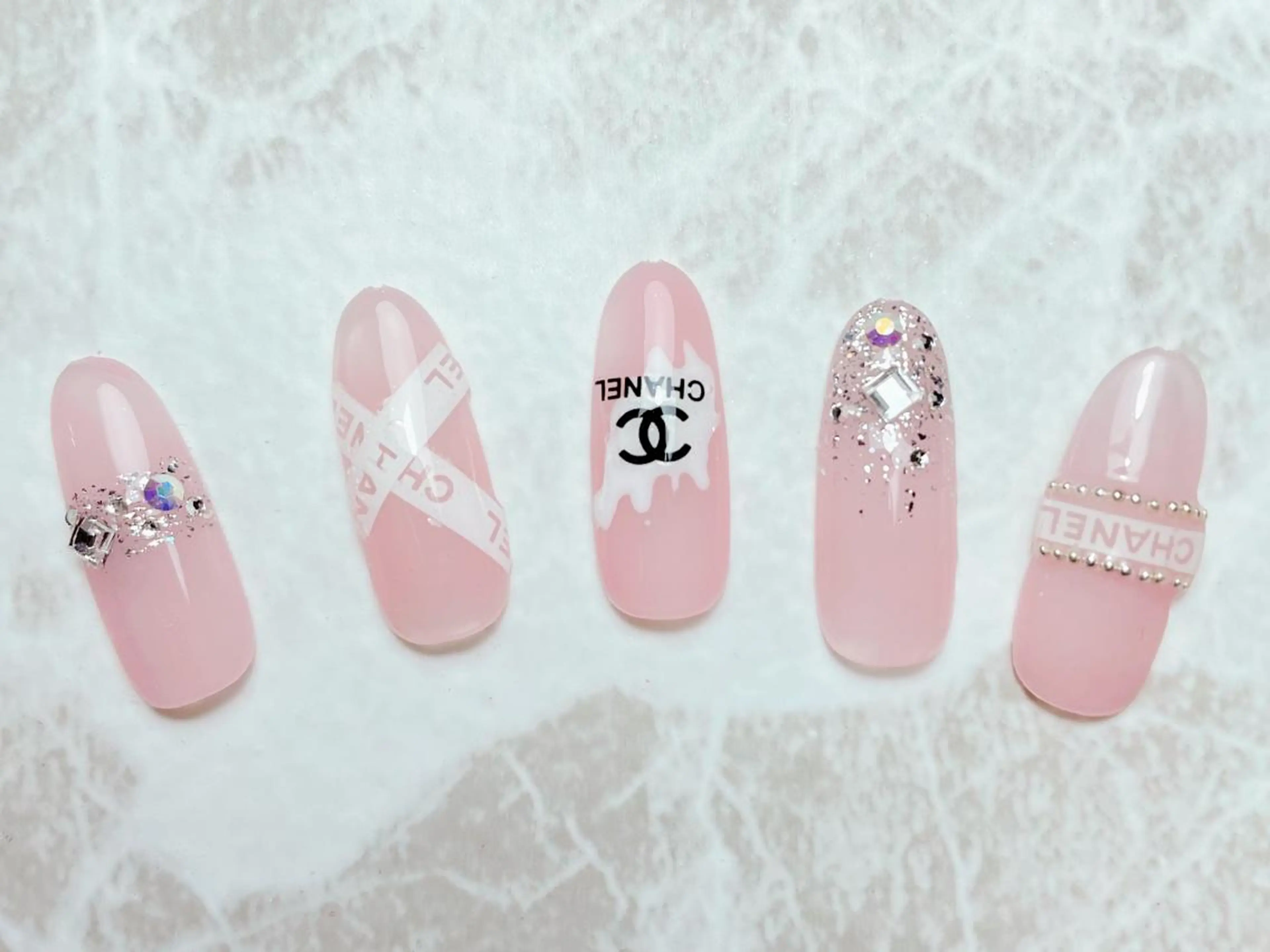 ネイル ハンドネイル マジック ミラーのネイルデザイン