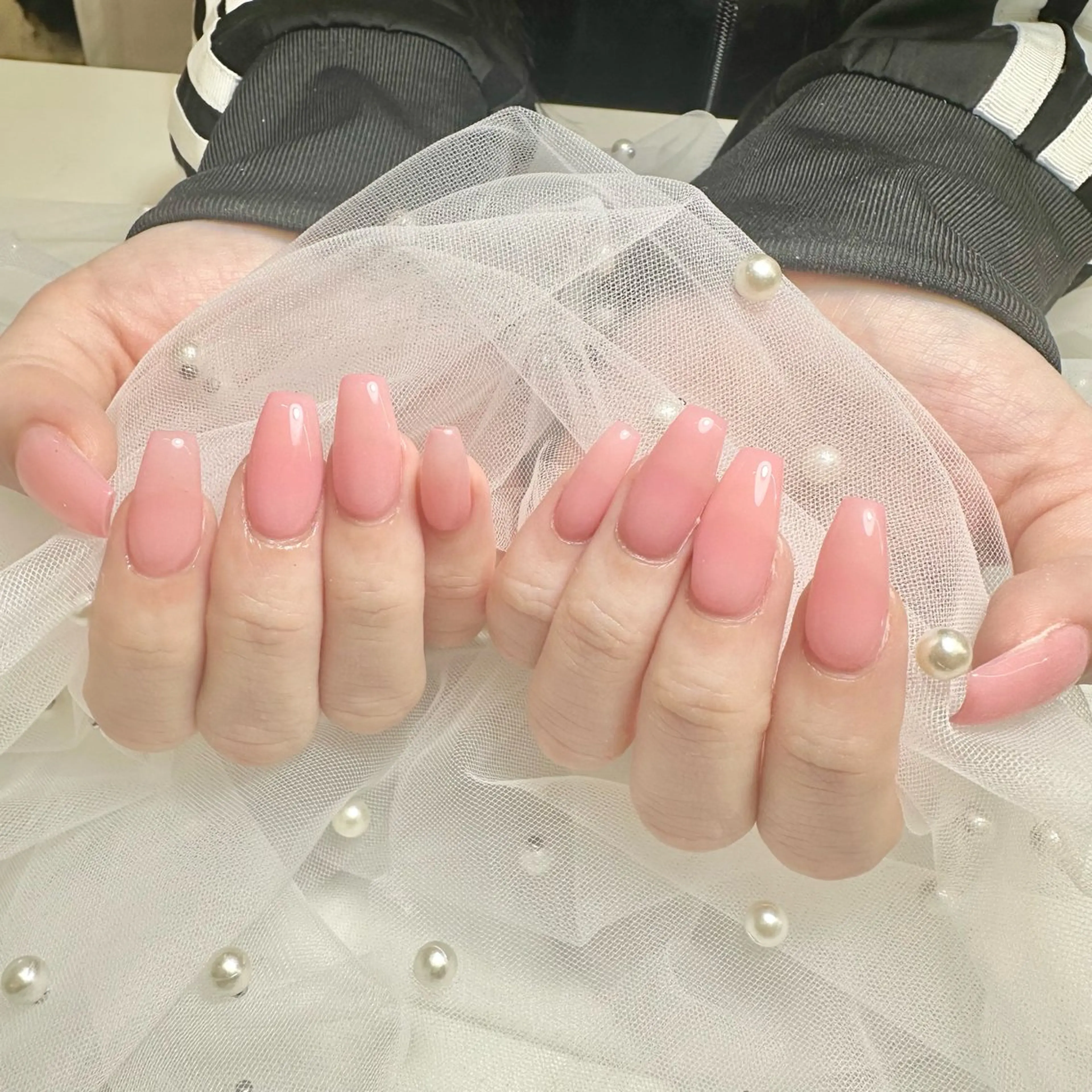 ネイル ハンドネイル nami🐰🎀 堺筋本町ネイルサロンのネイルデザイン