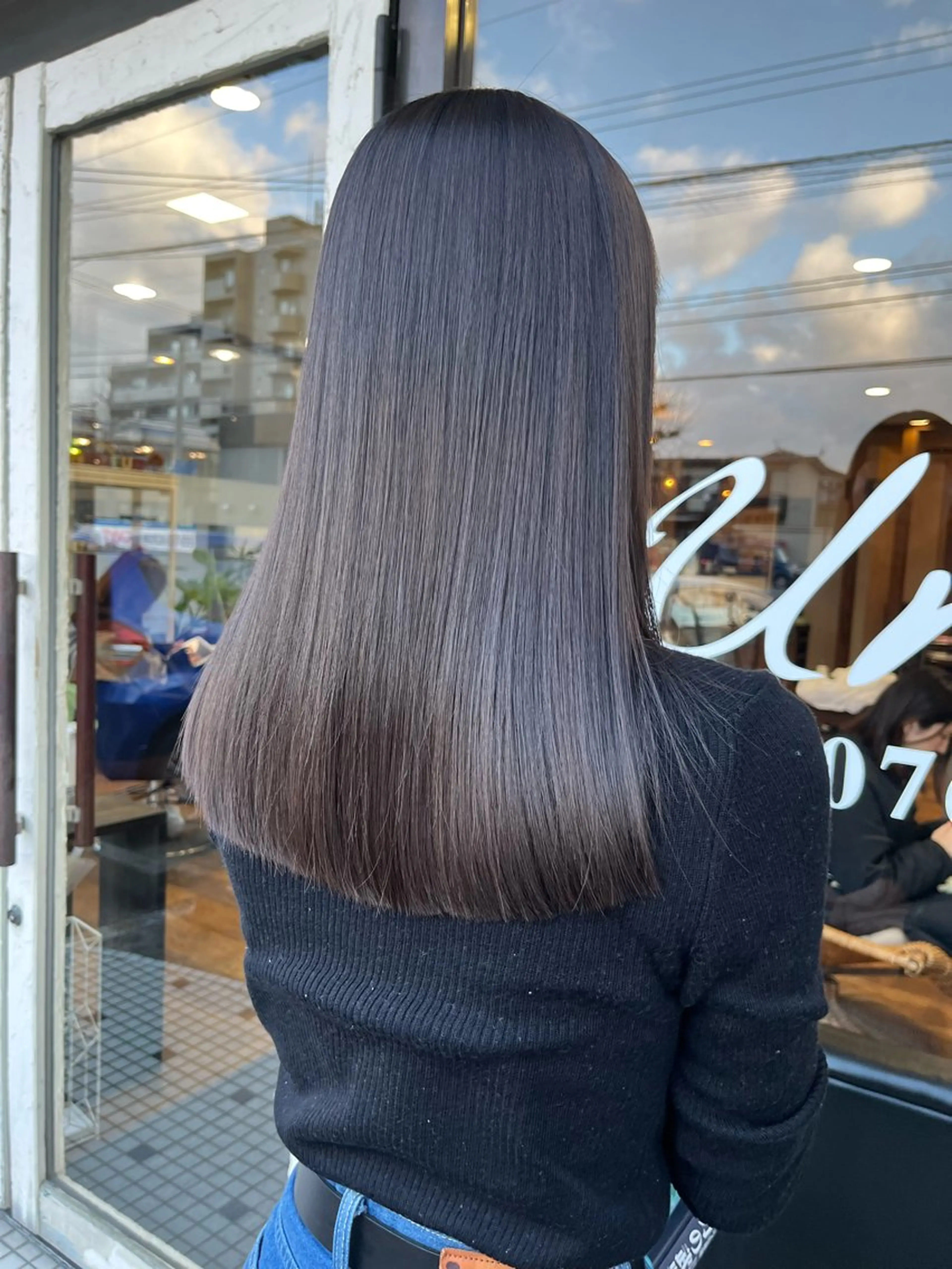 セミロング 立野 希沙のヘアスタイル