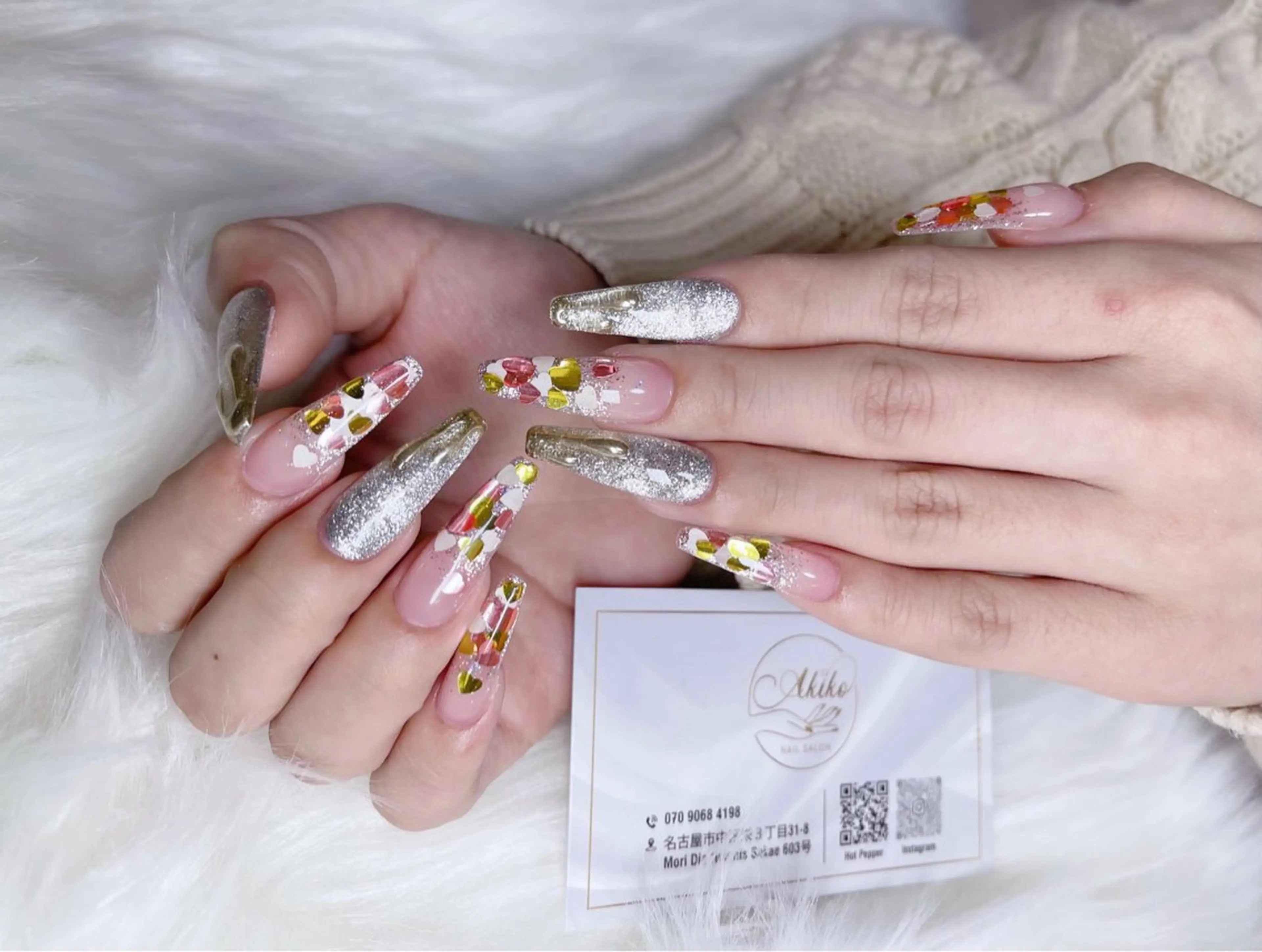 ネイル フットネイル ジェルネイル 韓国ネイル マグネットネイル 持ち込み ハンドネイル AKIKO ネイルサロンのネイルデザイン
