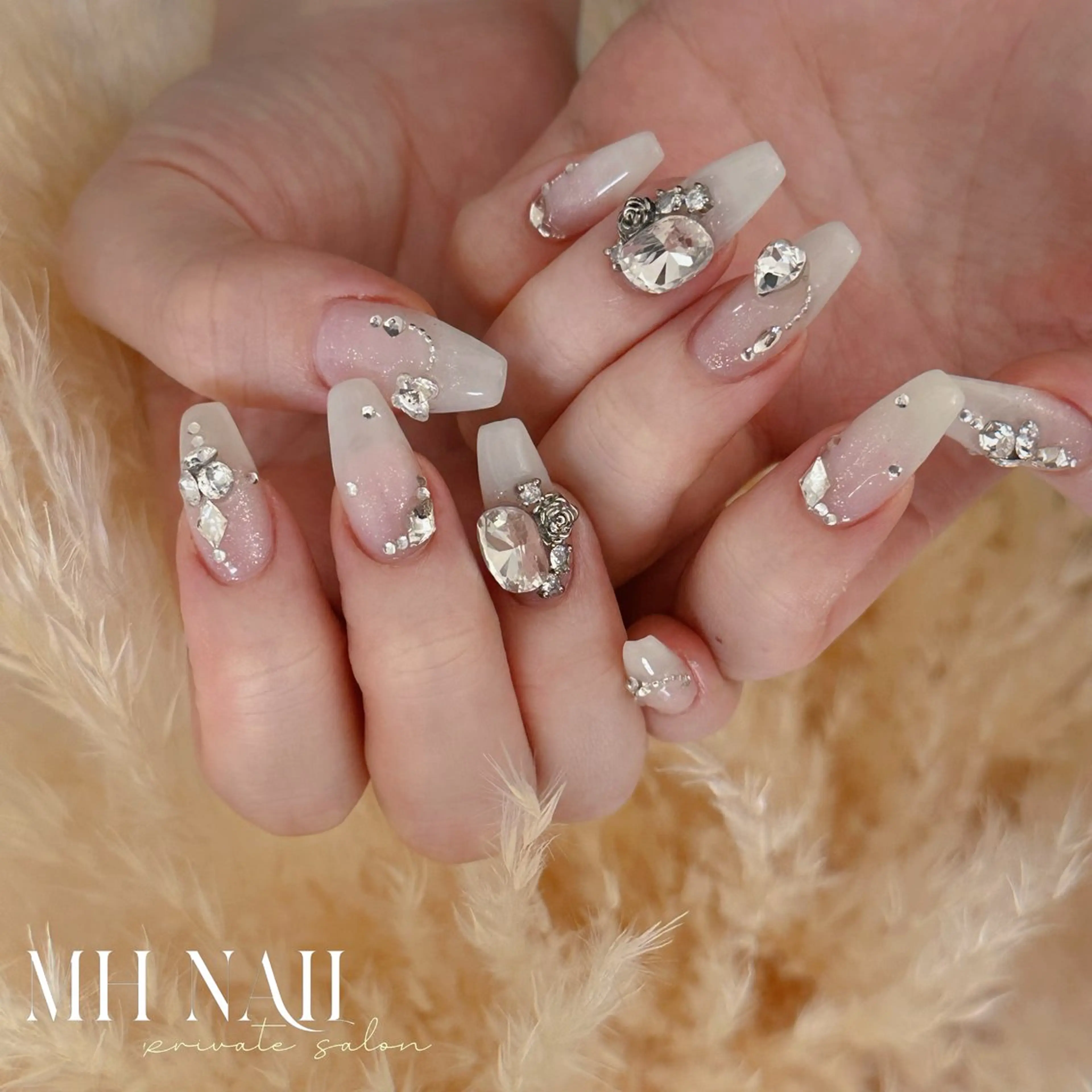 ネイル ハンドネイル MH Nailのネイルデザイン