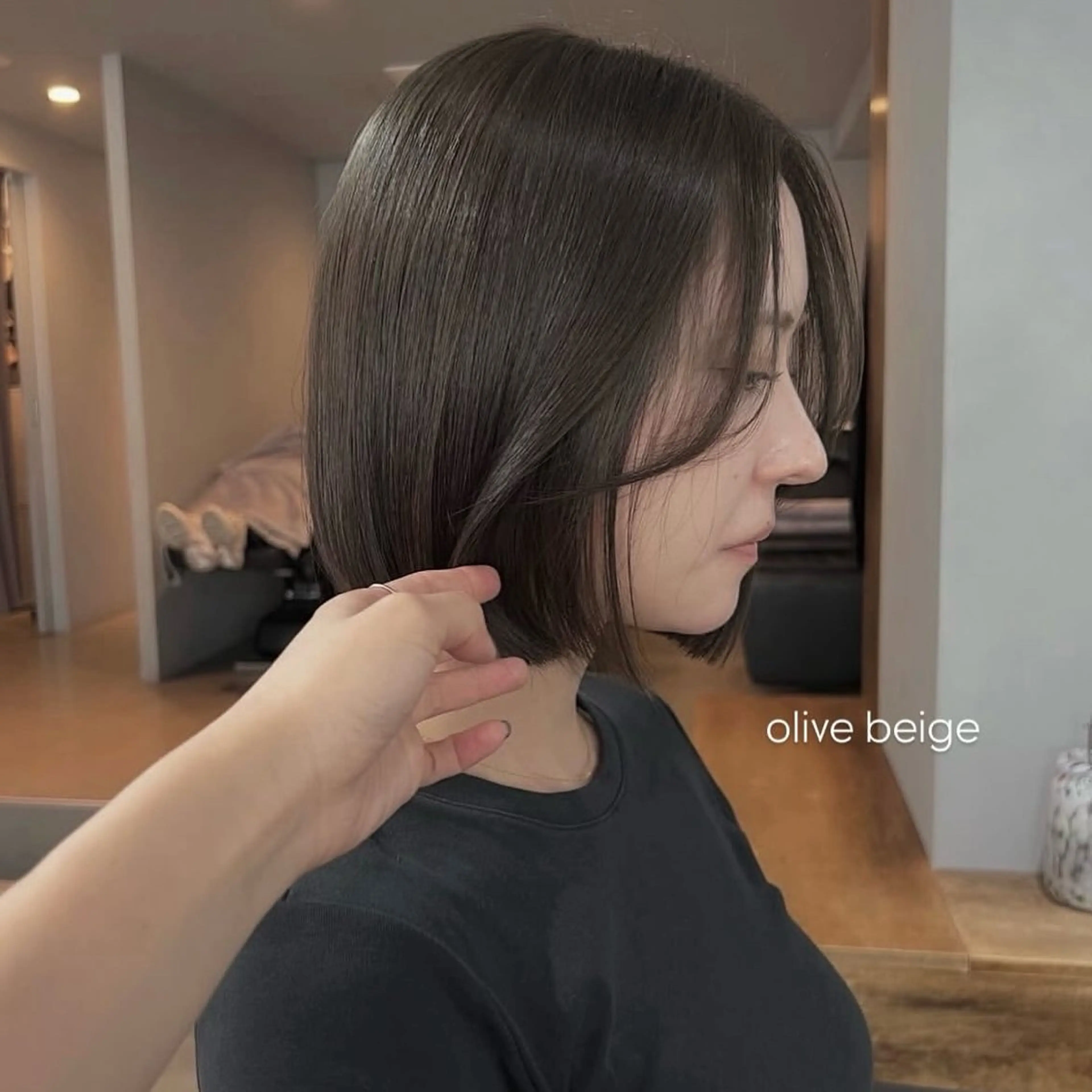 ショート カラー ヘアカラー トリートメント akane/ボブ /オリーブベージュのヘアスタイル
