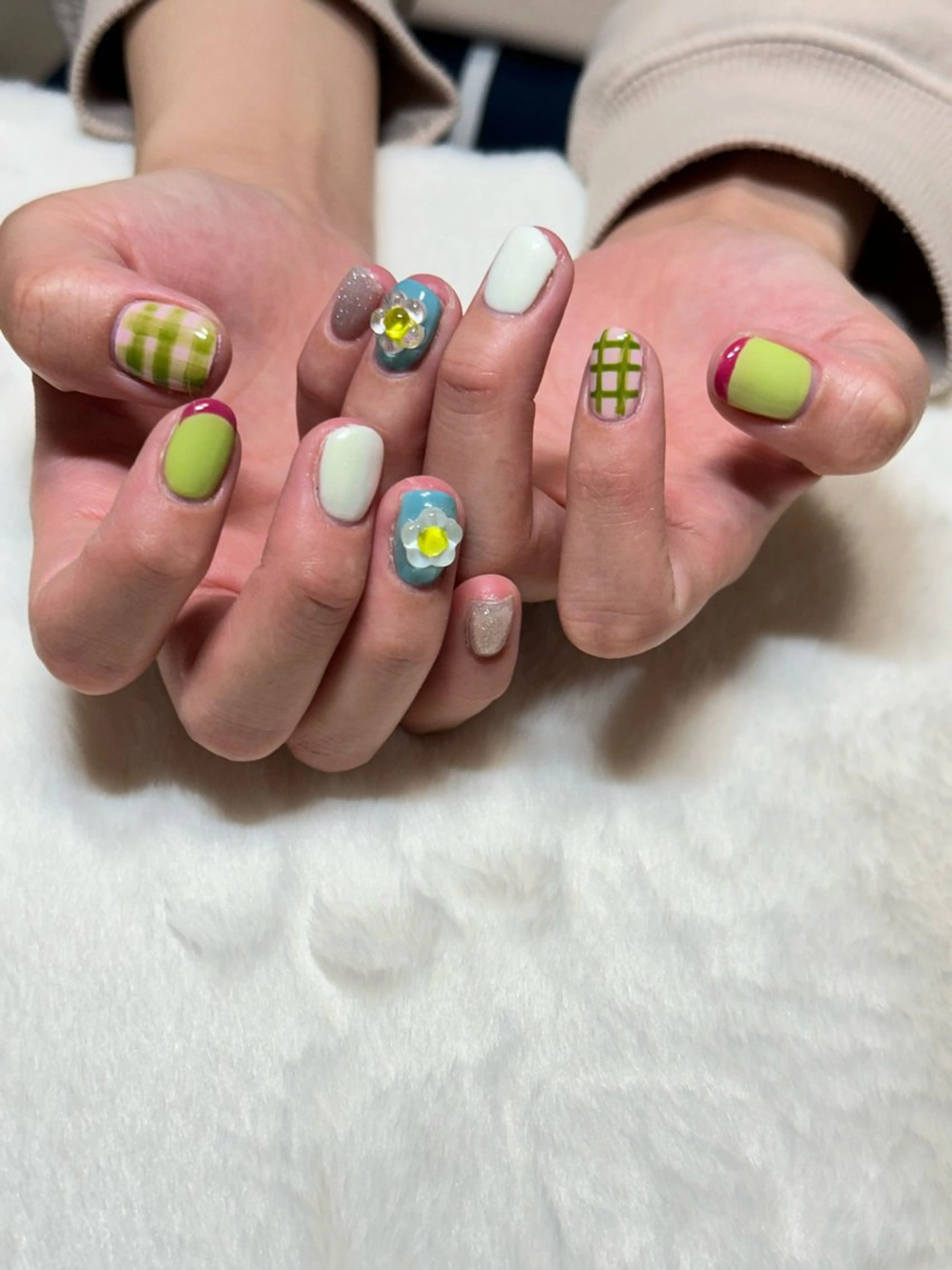 ショート yuka ♡のネイルデザイン