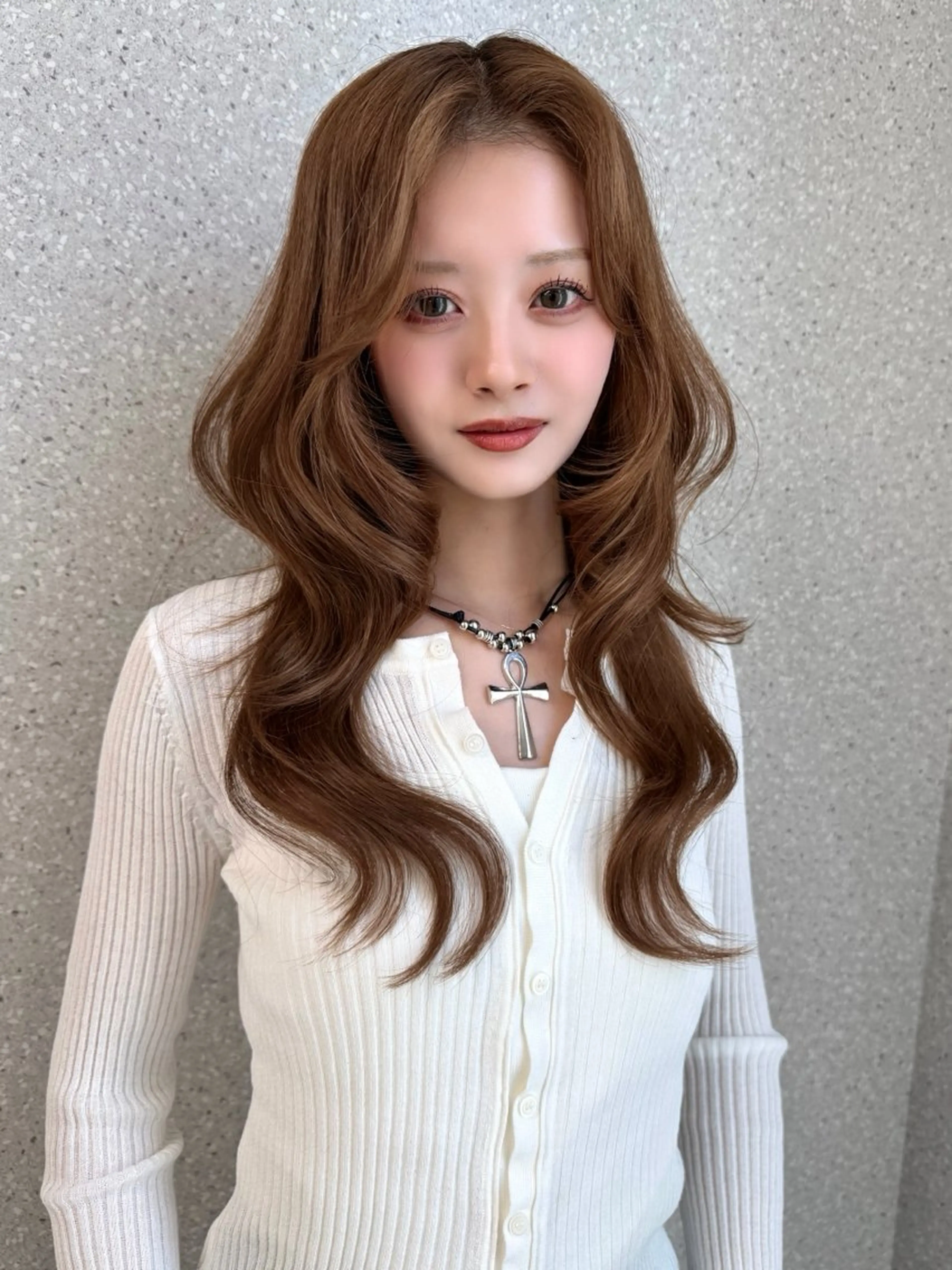 ロング 顔周りカット レイヤーカット 似合わせカット 小顔カット カット ヘアカラー トリートメント 当日予約/天神美容室 HACKのヘアスタイル