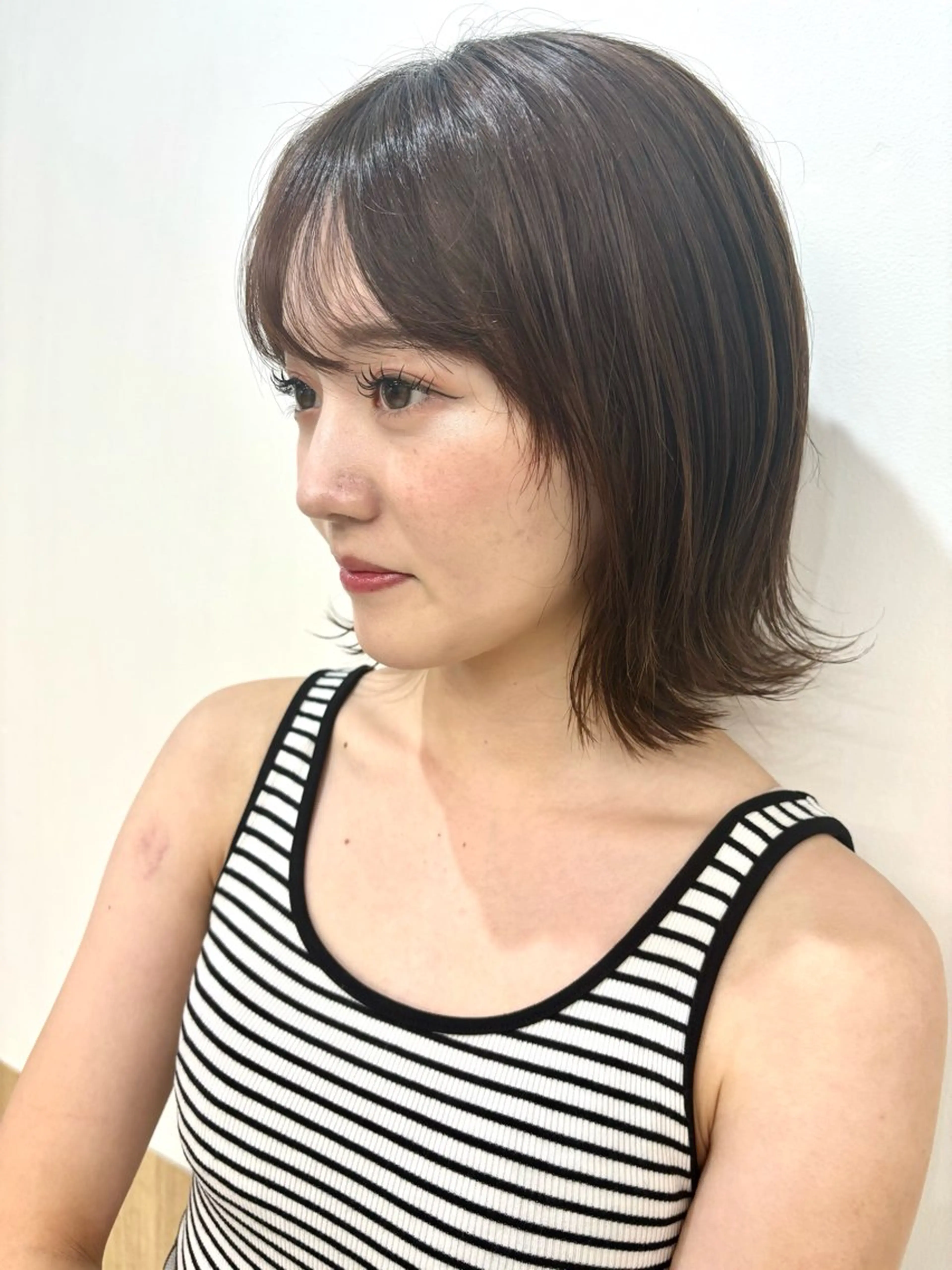 ミディアム レイヤー・カット✂️ 透明感カラーこうたのヘアスタイル