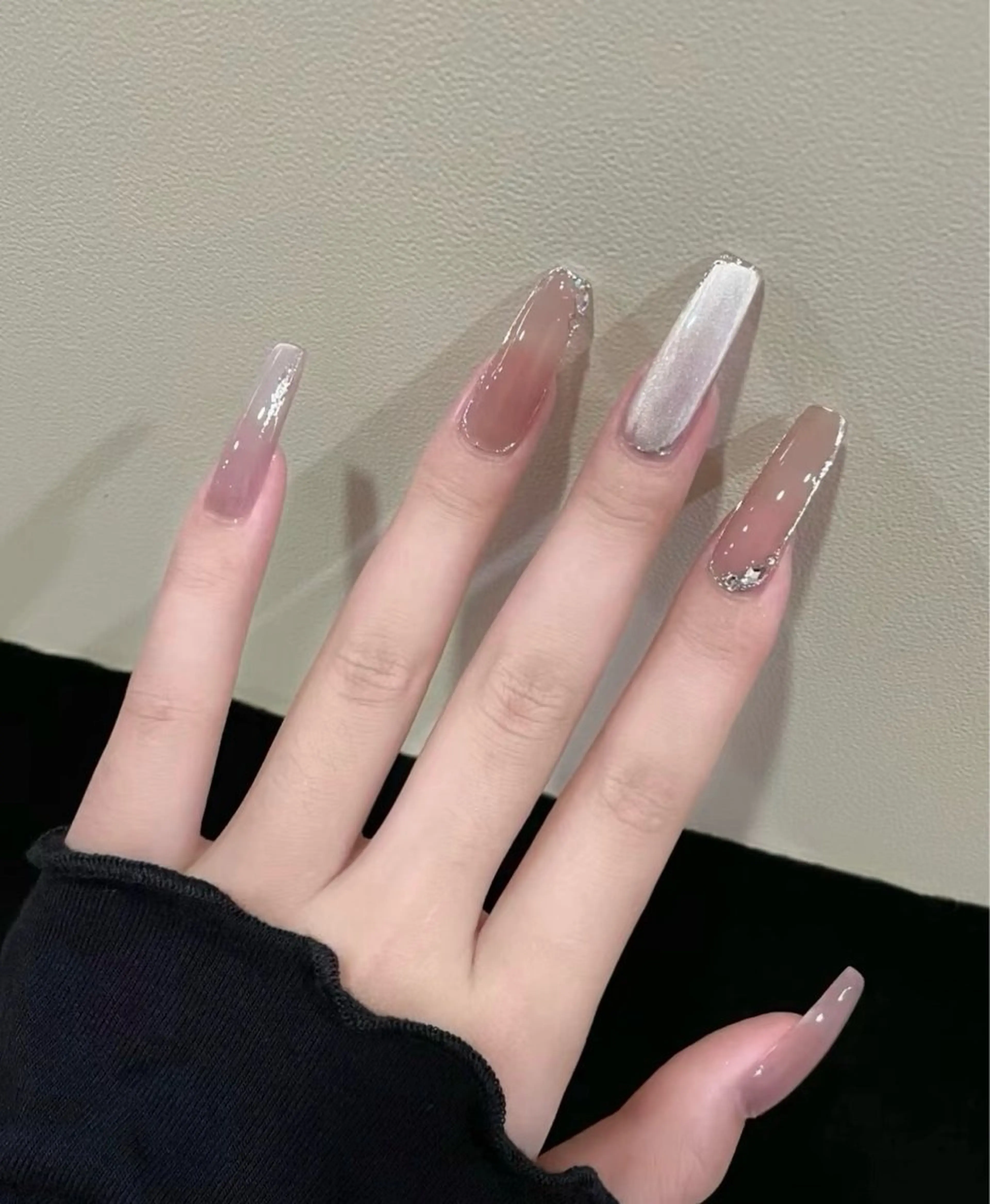 ネイル チークネイル 長さ出し フレンチネイル ガーリー 韓国ネイル sun nail池袋 モデル募集のネイルデザイン