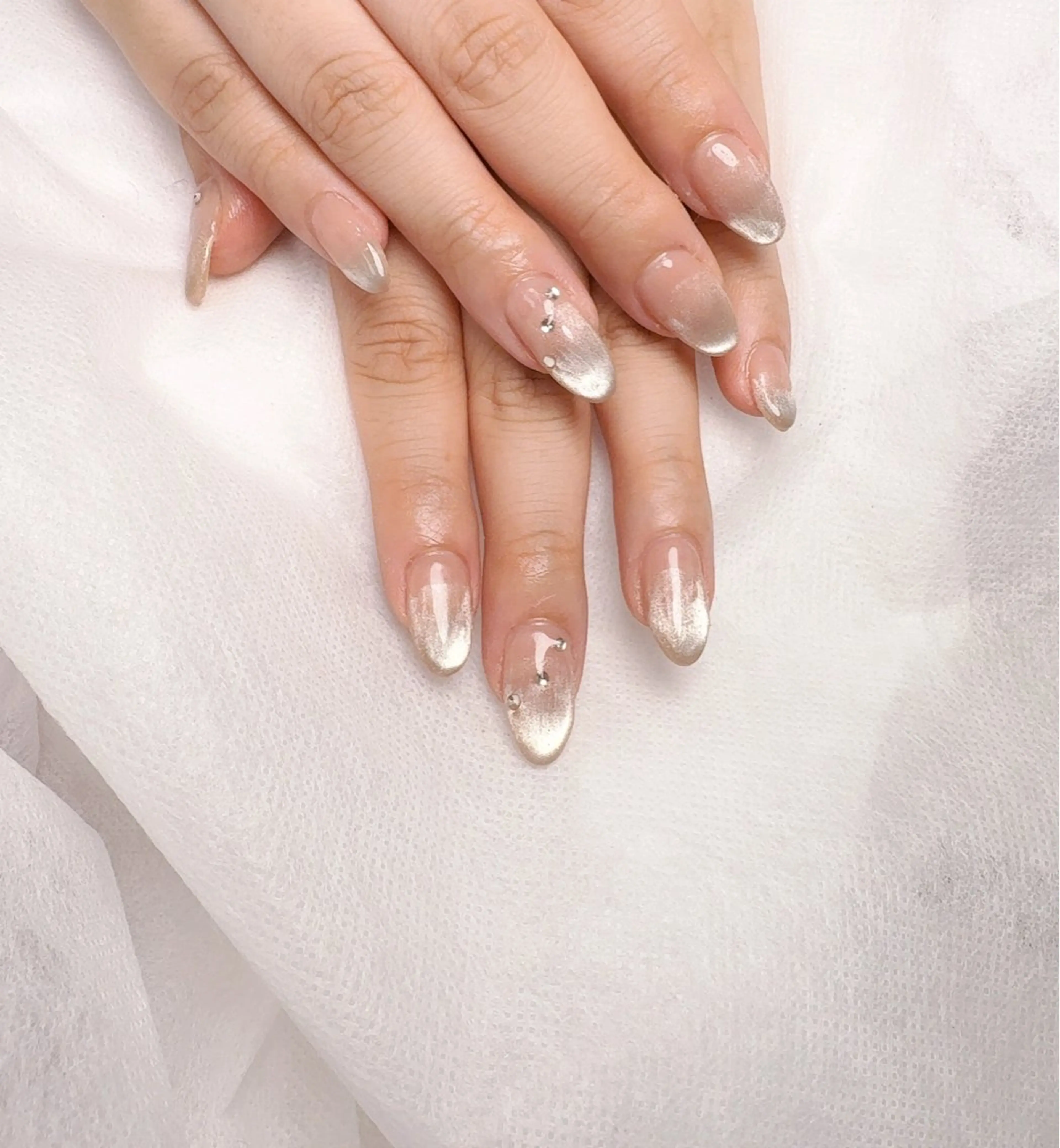 ネイル pink ladyサロン所属・べ にのネイルデザイン