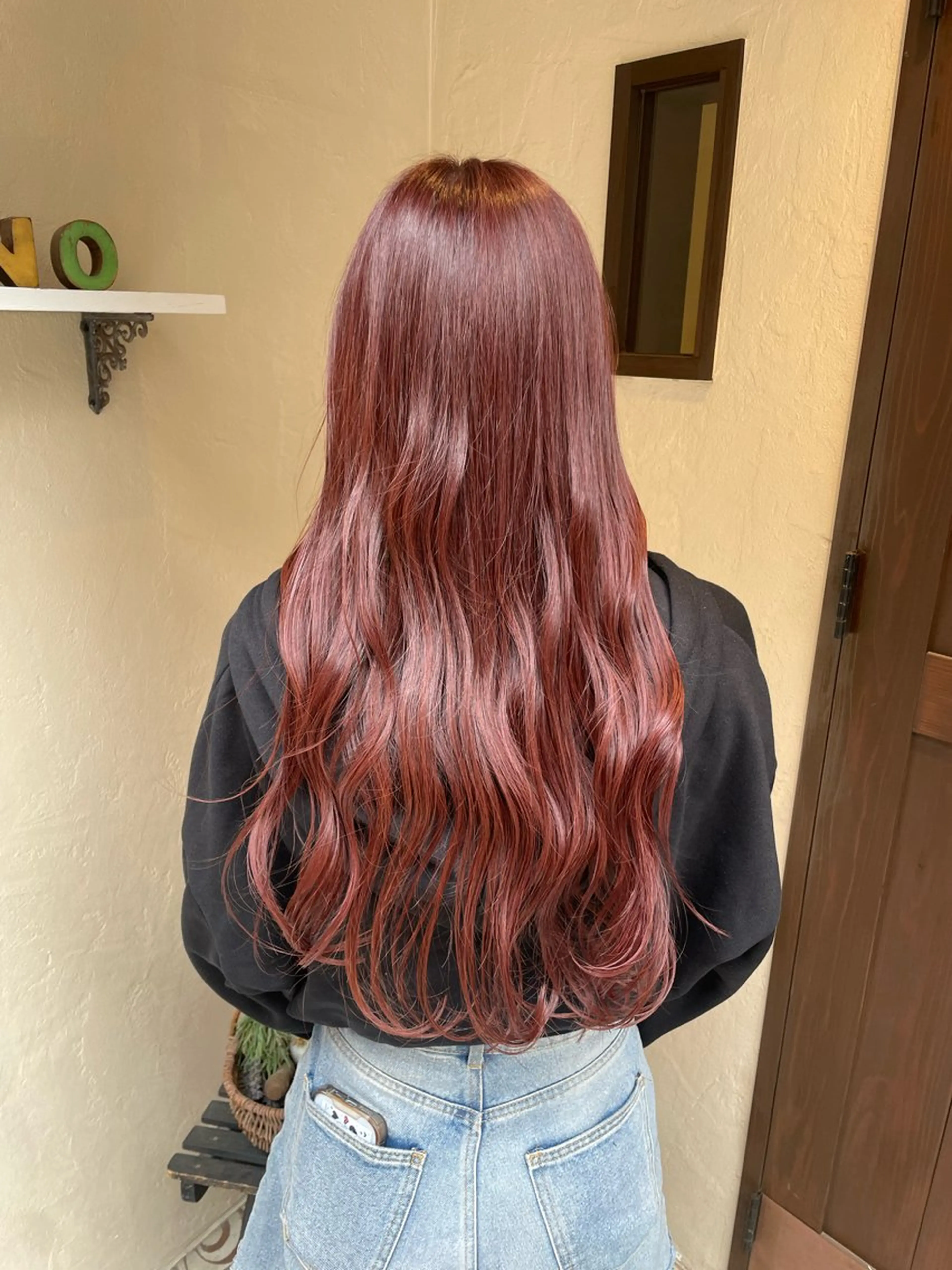 ロング カット ヘアカラー 大庭 萌瑚のヘアスタイル