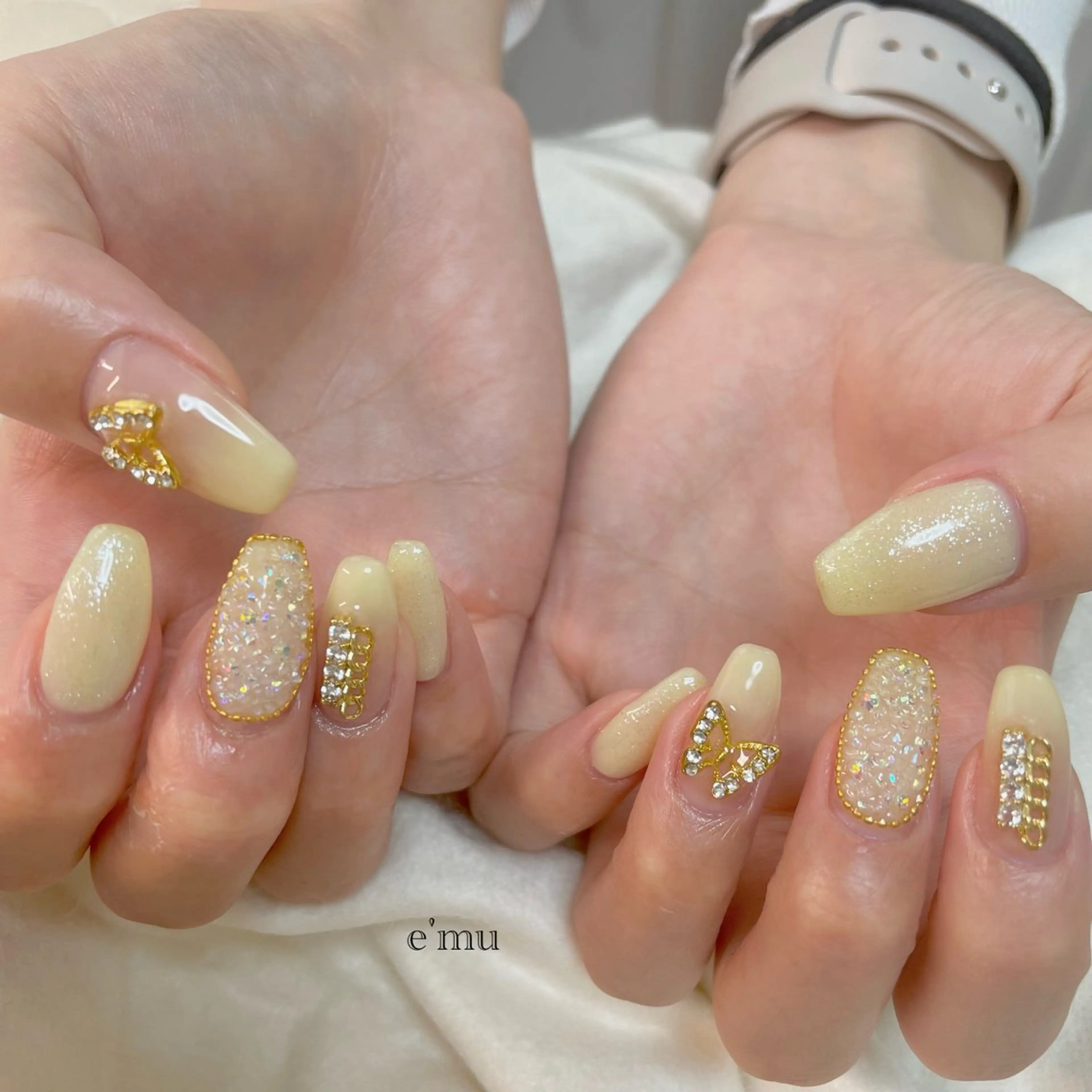 ネイル 黄色 nail salon e'mu💐のネイルデザイン