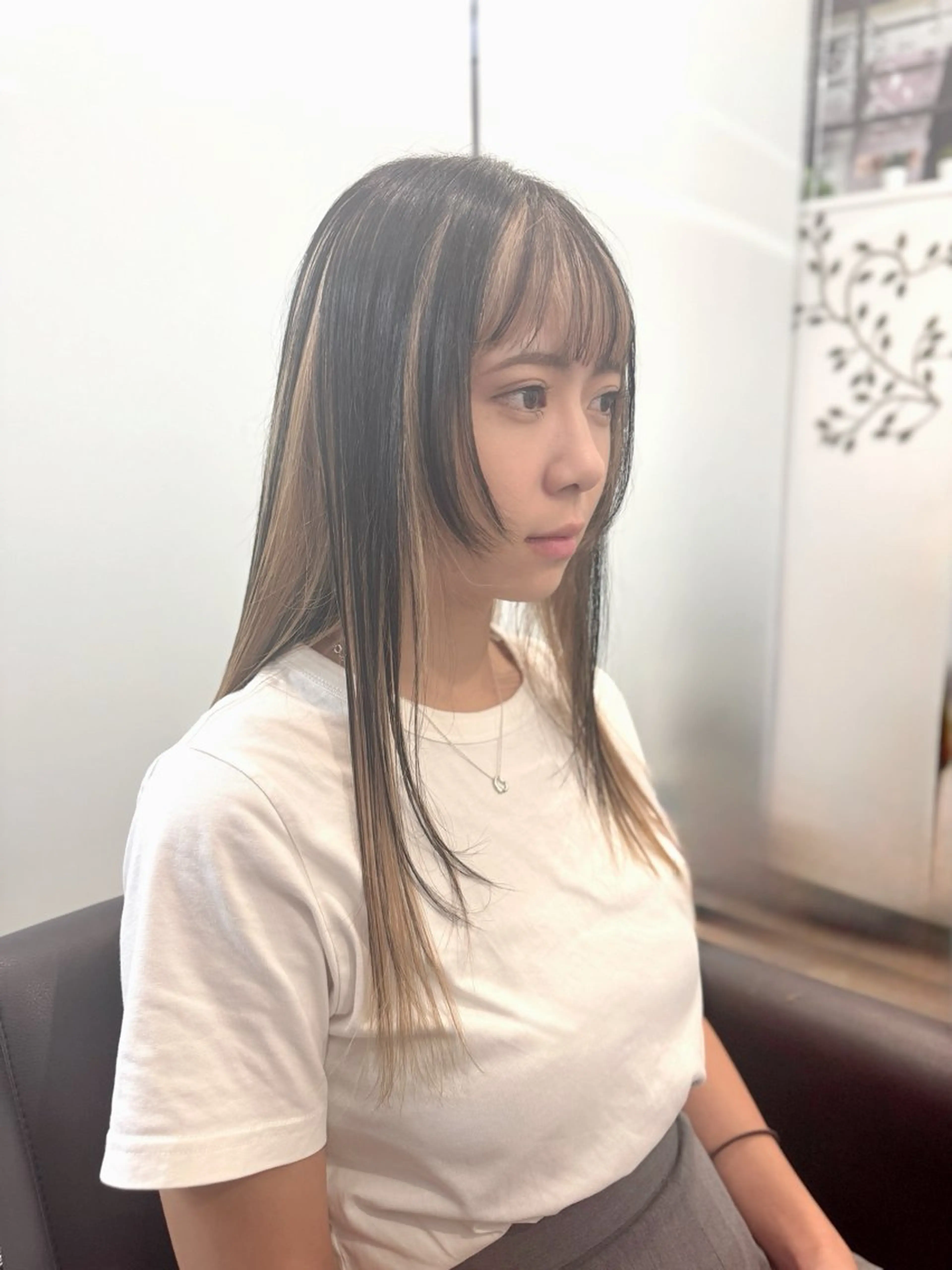 ロング カラー Unjour Kanaのヘアスタイル