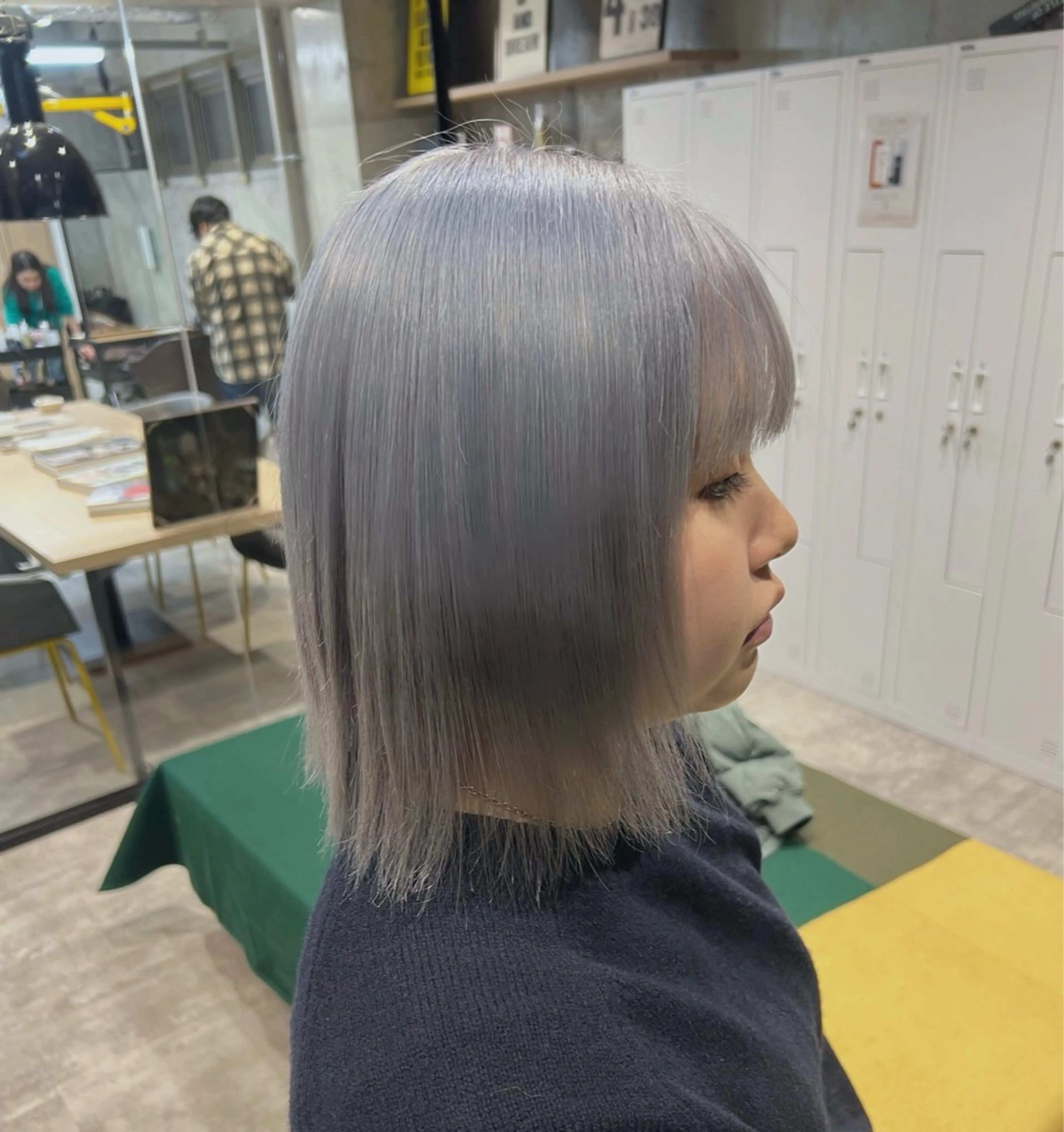 カラー ブルーカラー シルバー カット ヘアカラー トリートメント 透明感/血色カラー/ 似合せレイヤー/ゆいのヘアスタイル