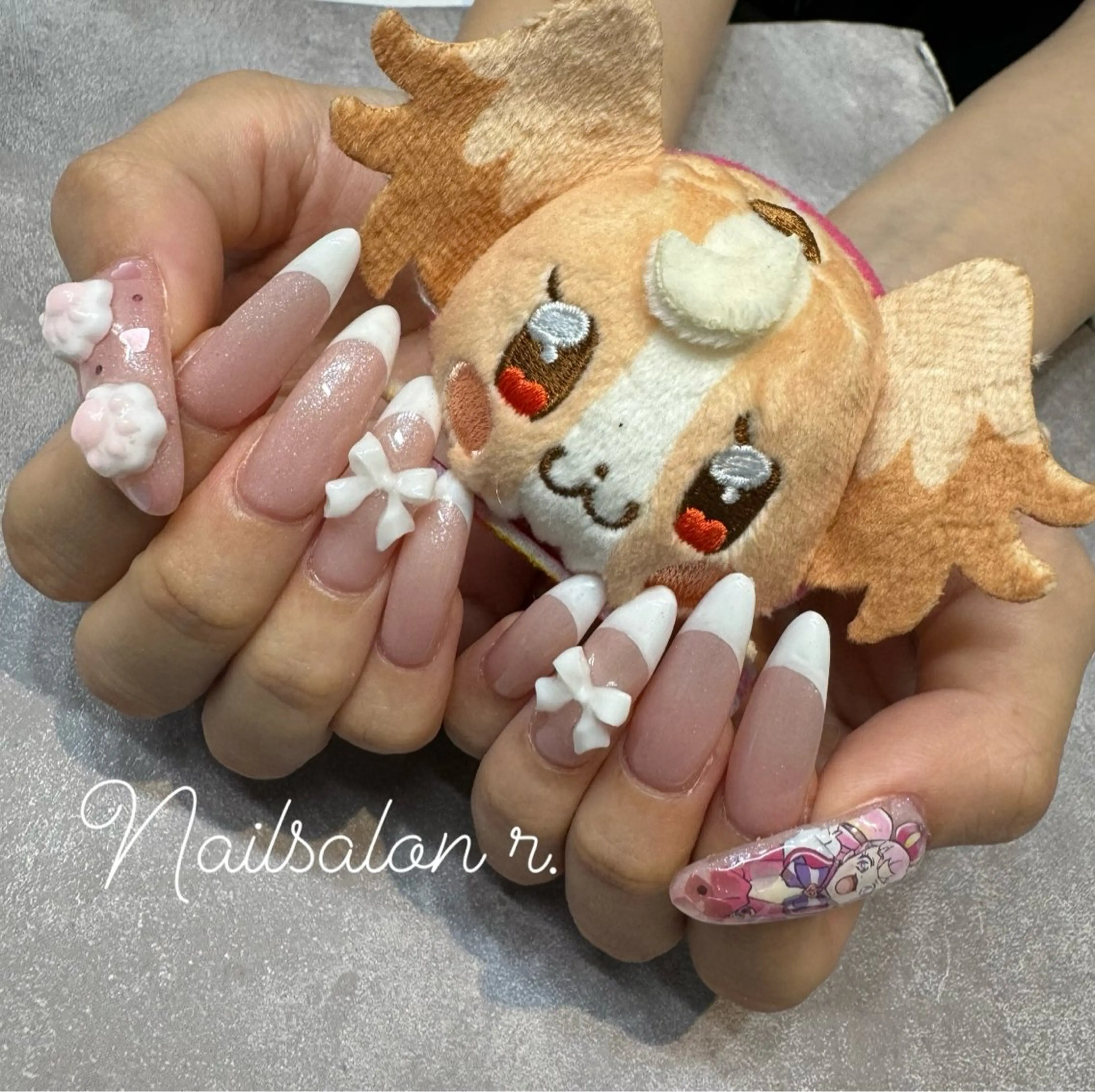 ネイル 持ち込み ハンドネイル Nailsalon r.のネイルデザイン