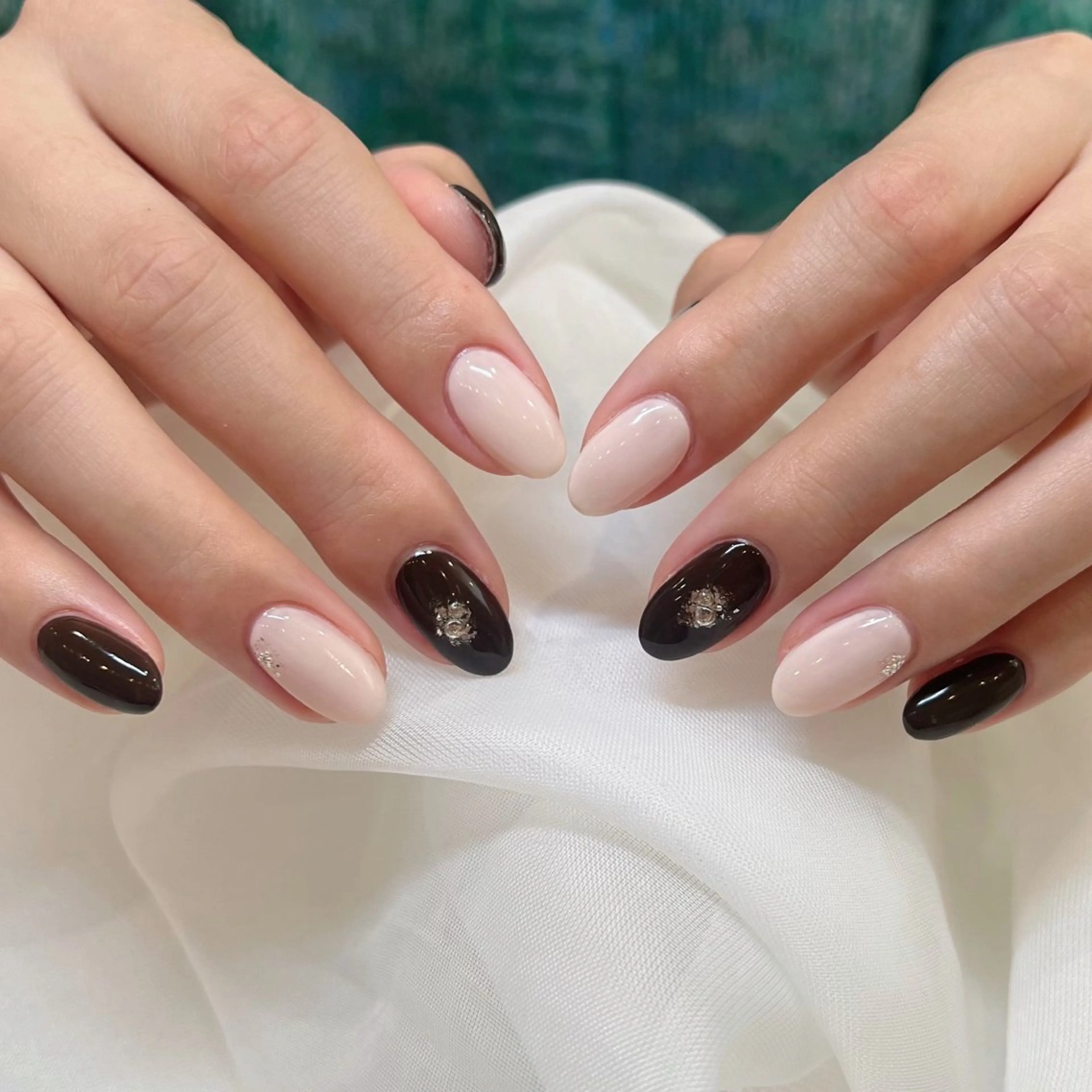 ネイル ハンドネイル emu sakiのネイルデザイン