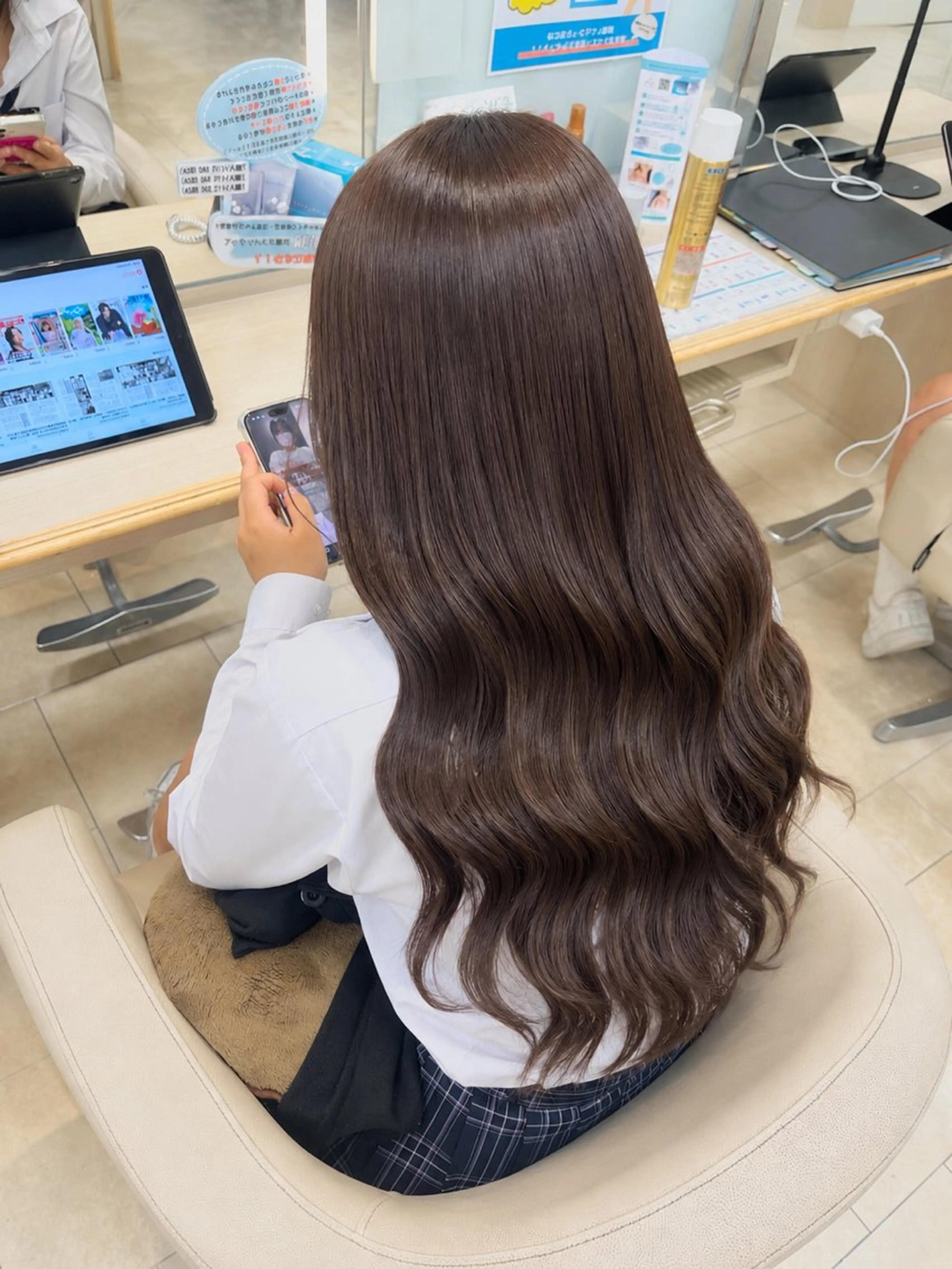 ミディアム カラー ✨盛れ×似合わせ💞 matsuri🌱のヘアスタイル