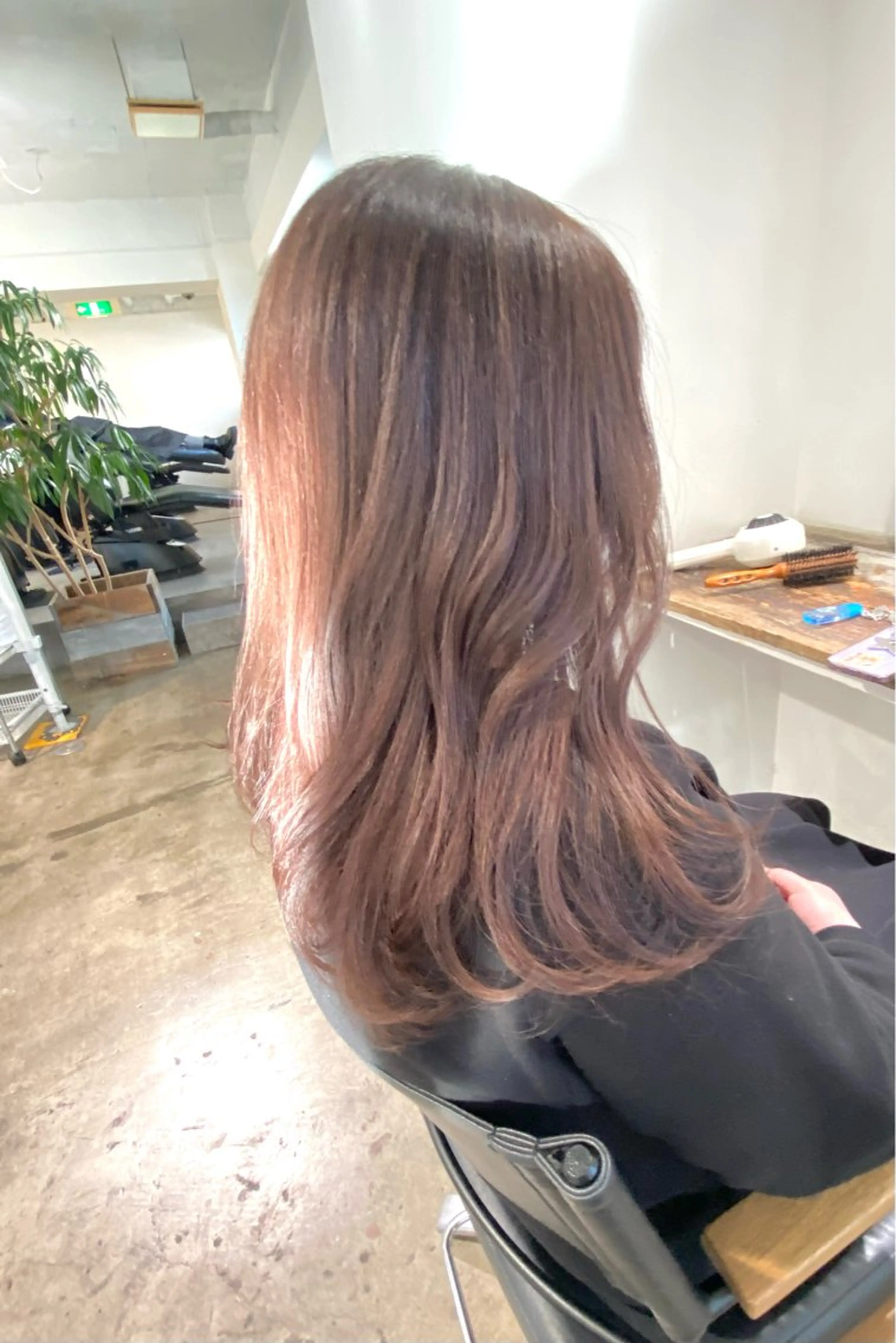 セミロング カラー カット ヘアカラー トリートメント BOB🌟ハイトーン /ブリーチ/TAKUのヘアスタイル