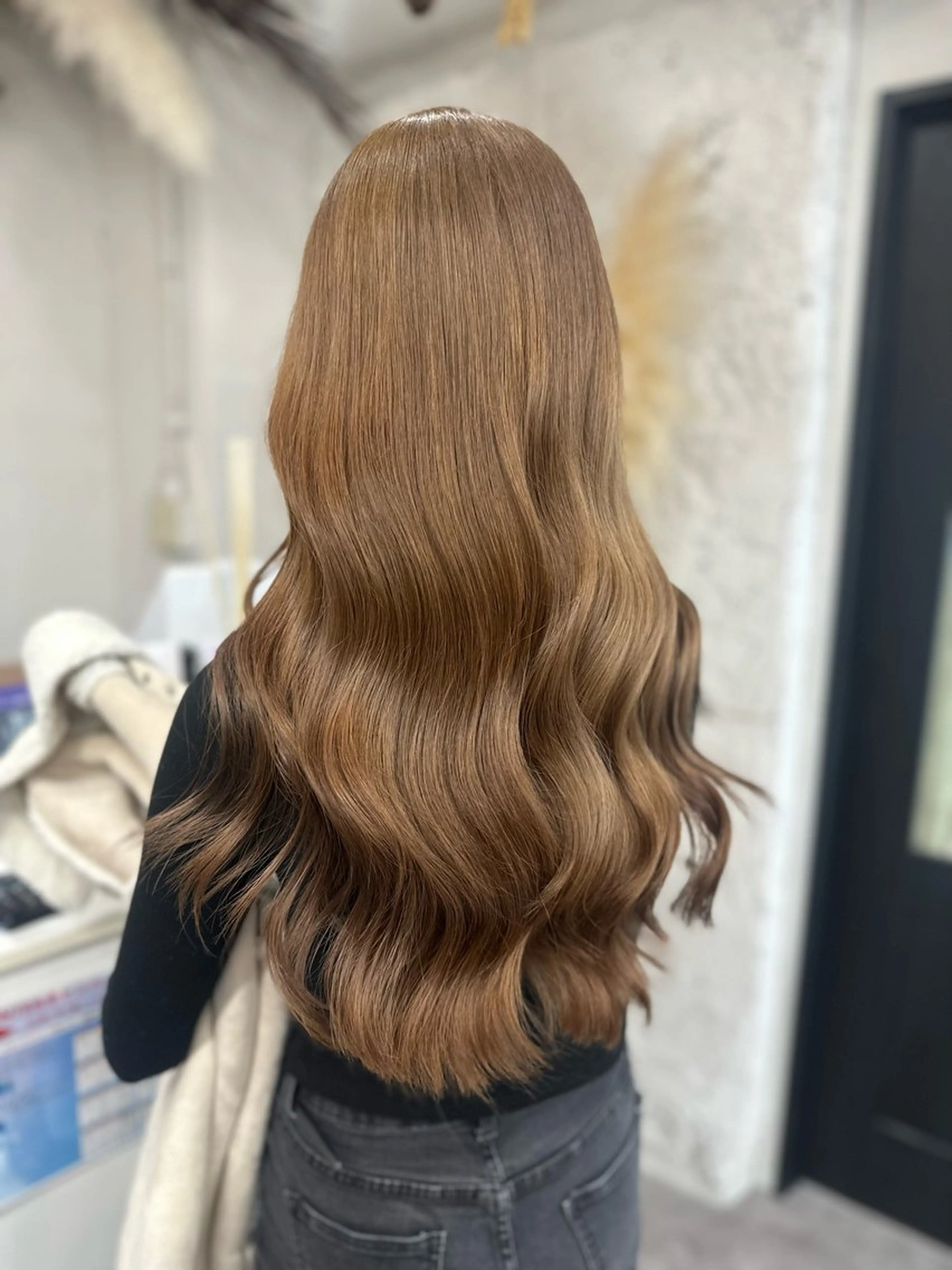 ロング トリートメント 瀧優華白髪ぼかし 大人レイヤー🩵のヘアスタイル