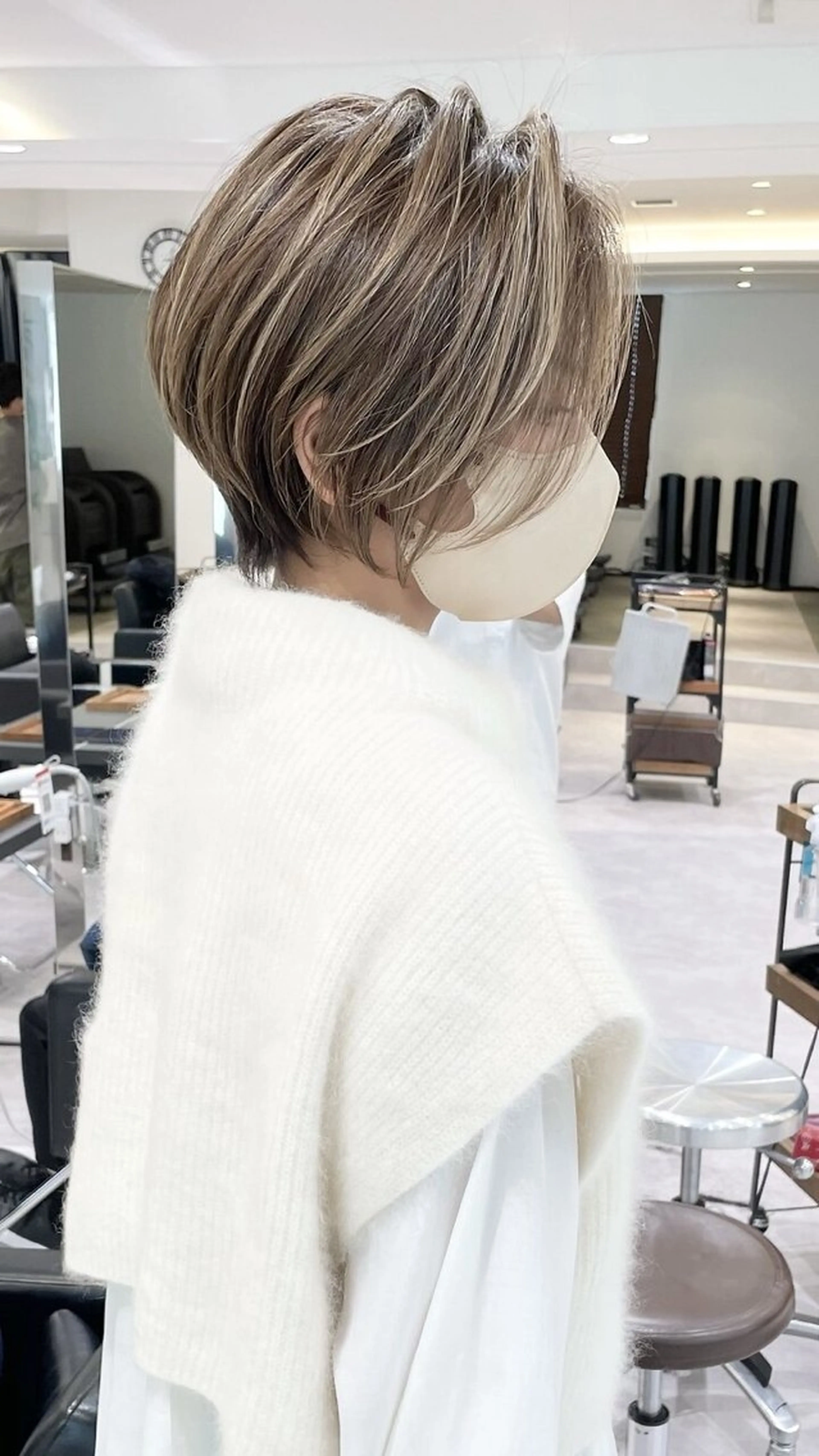 ショート カラー ハイライトカラー ハイライト カット 大人女性お悩み解決 ショート/イハカズキのヘアスタイル