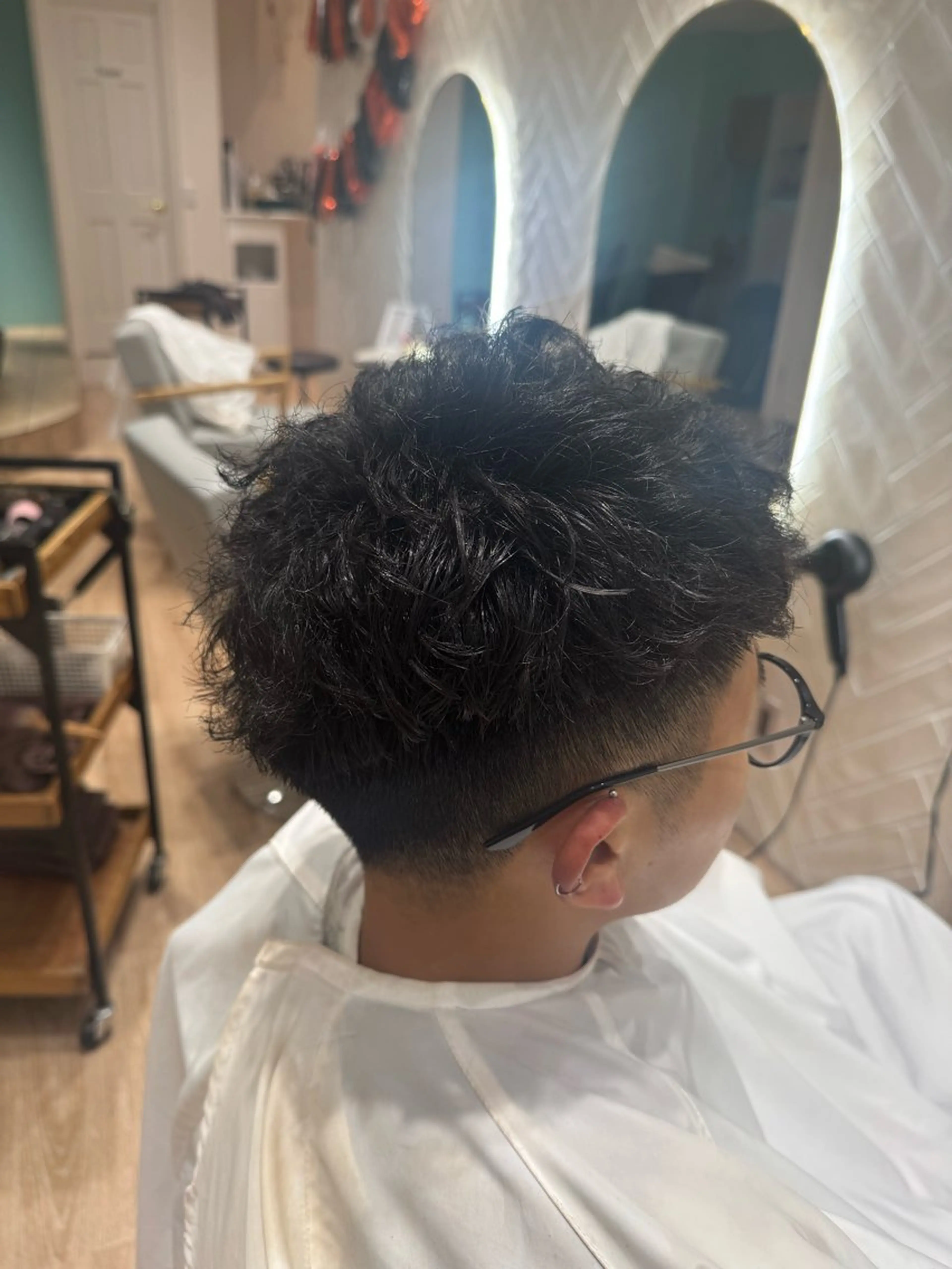 パーマ ツイストスパイラルパーマ スパイラルパーマ カット ヘアカラー 河添 麗菜のヘアスタイル