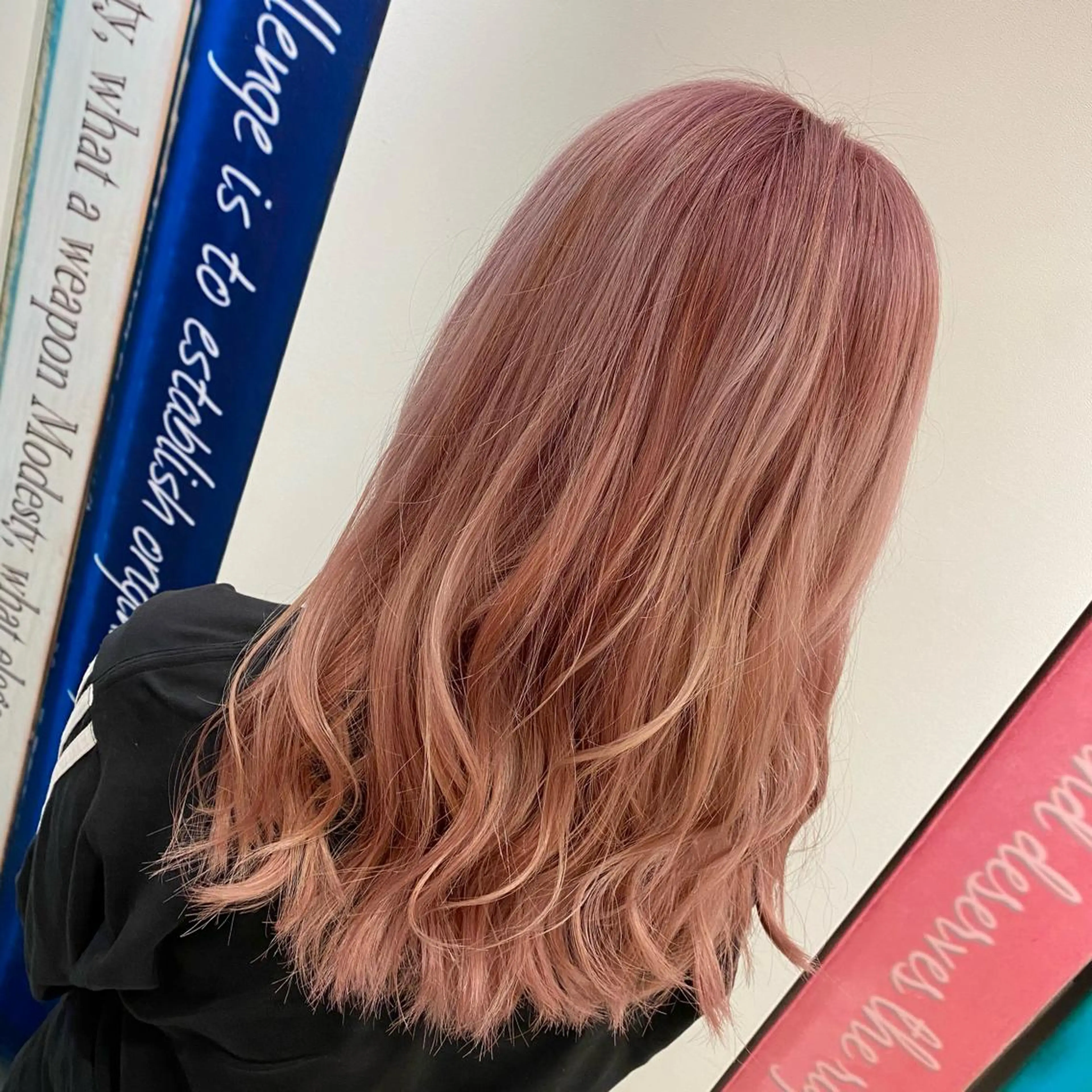 セミロング カラー ヘアカラー トリートメント 橋本 琉磨のヘアスタイル