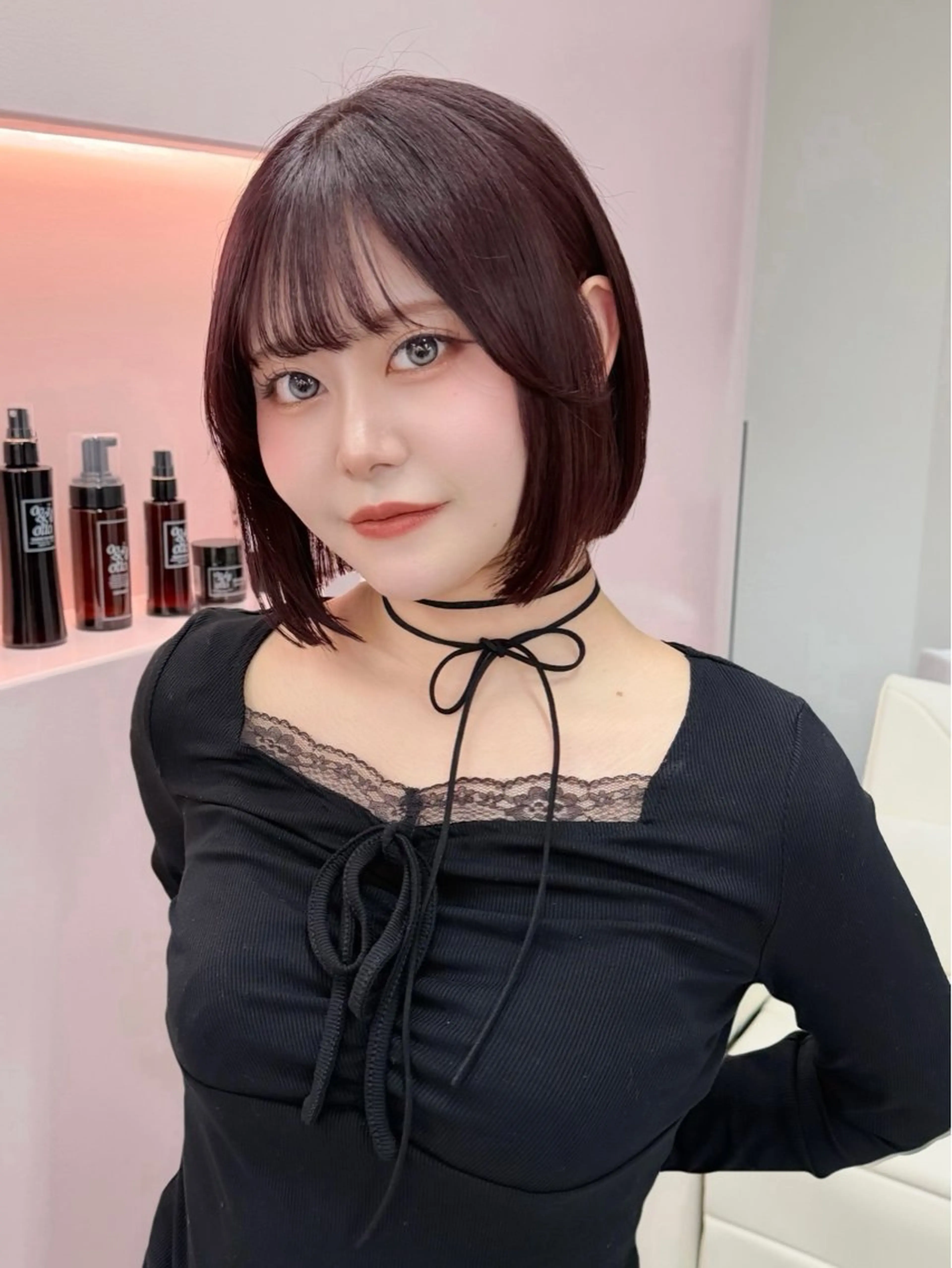 ショート カラー ヘアアレンジ カット ヘアカラー トリートメント ヘッドスパ ヘアセット 縮毛矯正🤍 盛れるボブ/ひかりのヘアスタイル