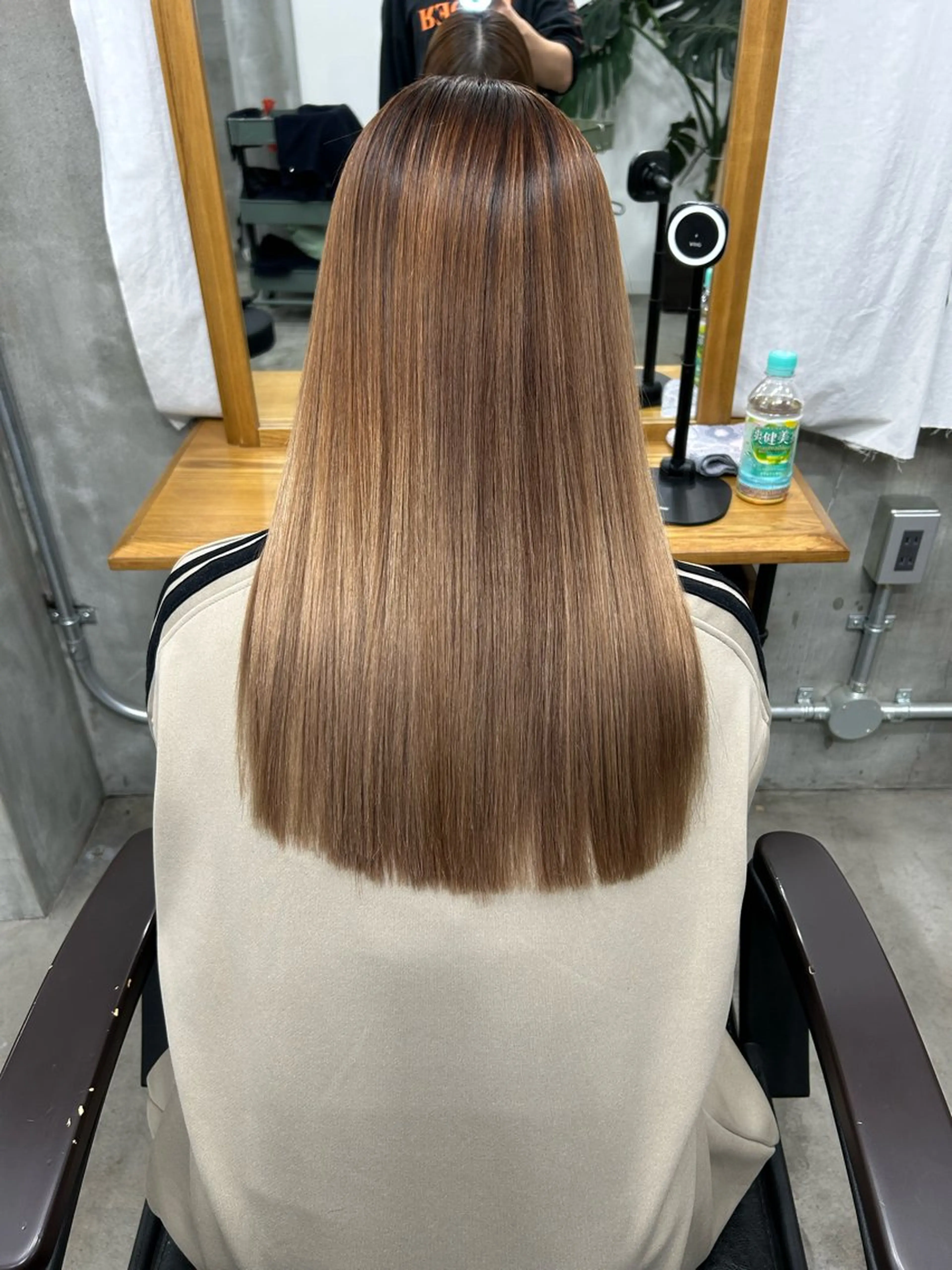 セミロング 縮毛矯正 トリートメント 🌟髪質改善と艶 ✨相場つかさのヘアスタイル