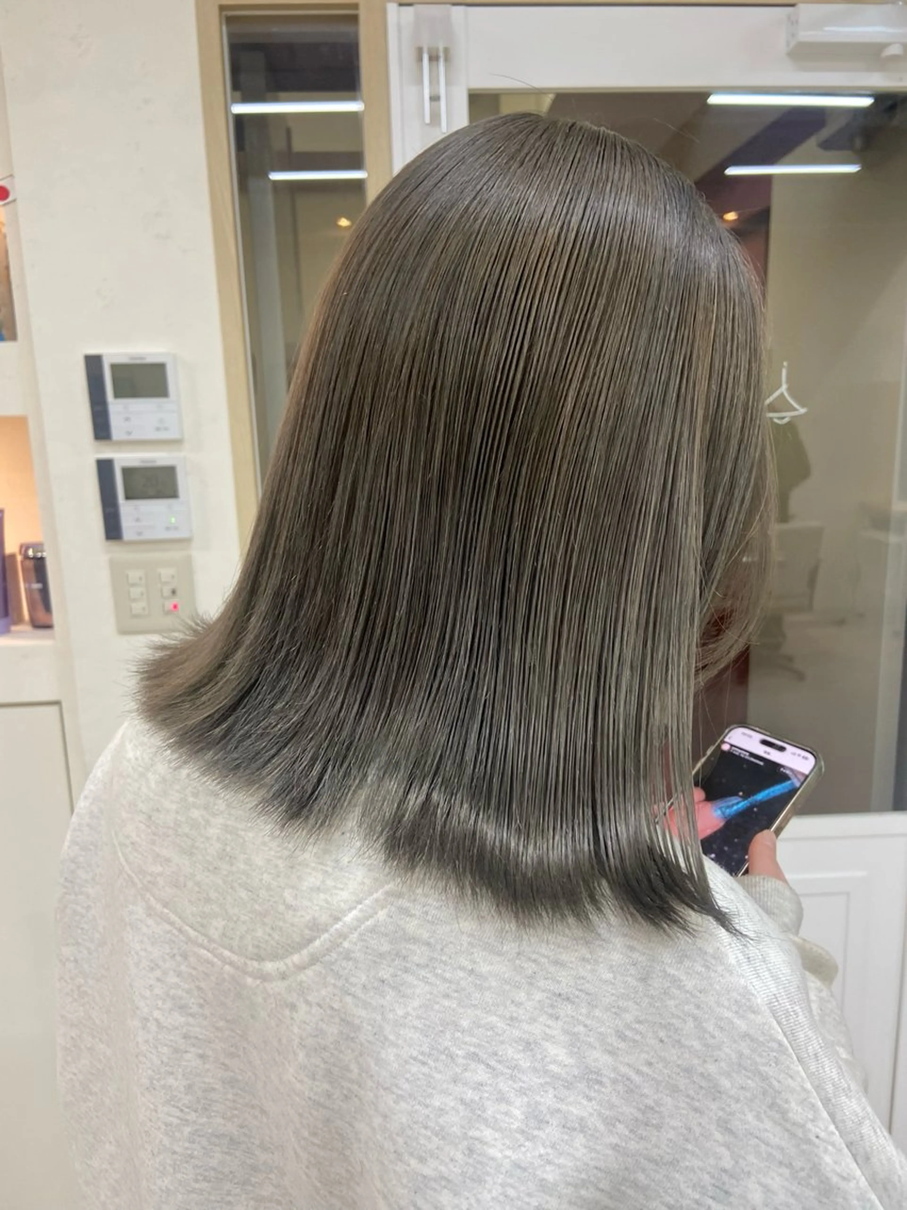 ミディアム ミディアムパーマ 縮毛矯正 宮澤 泉のヘアスタイル