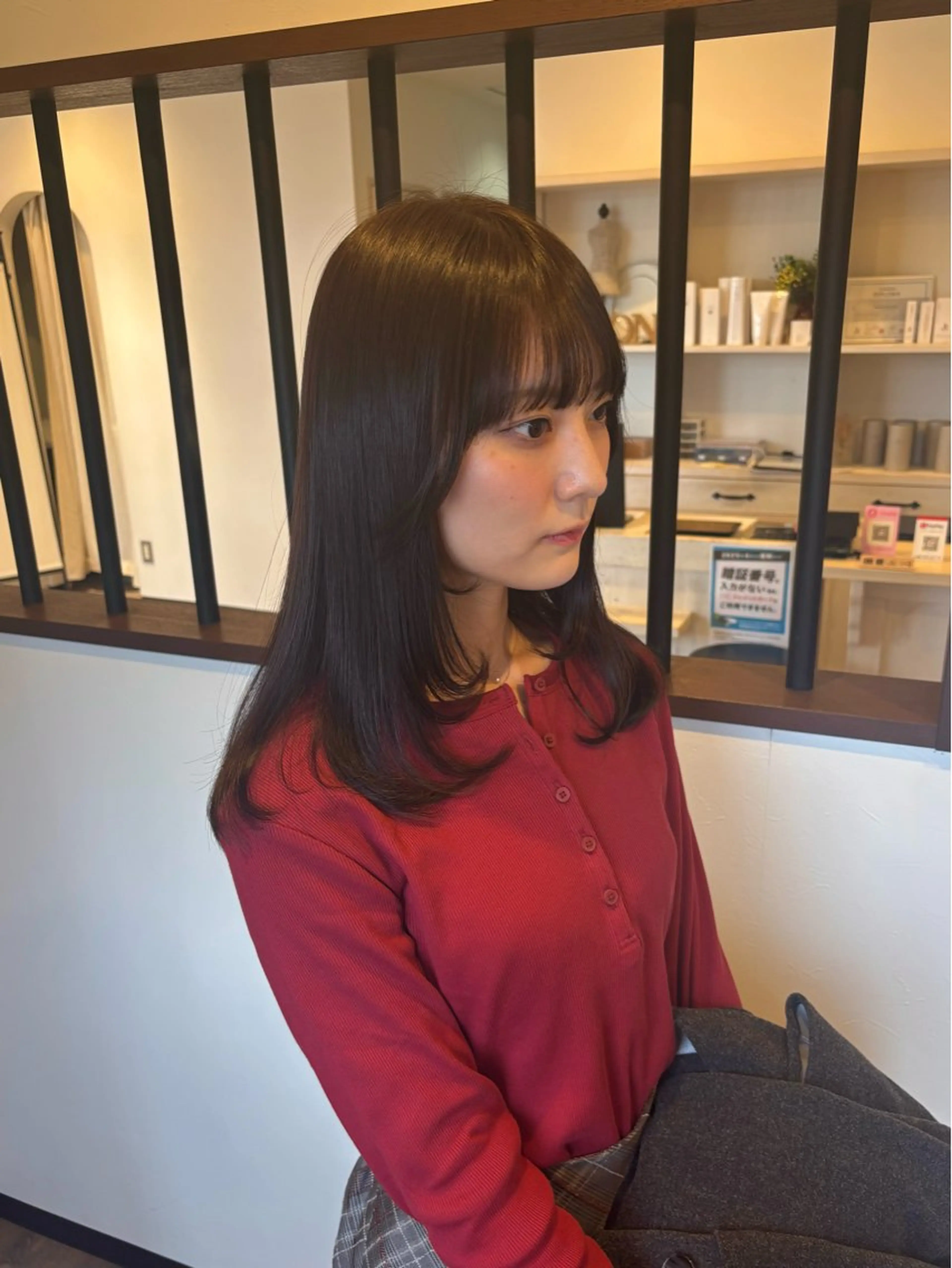 ロング カット ヘアカラー 勝田 沙耶のヘアスタイル