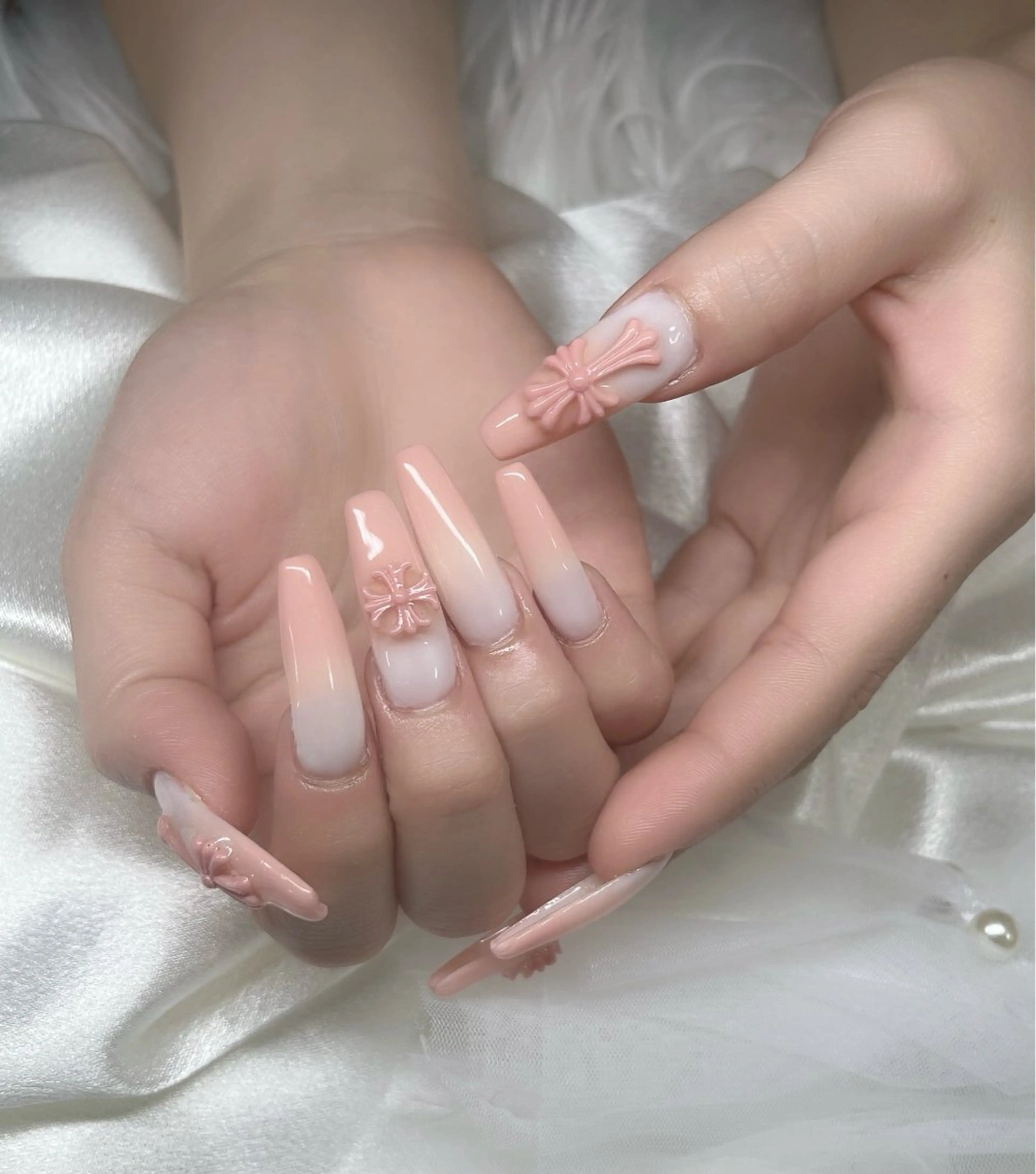 ネイル ネイルチップ ハンドネイル YOLO NAILのネイルデザイン