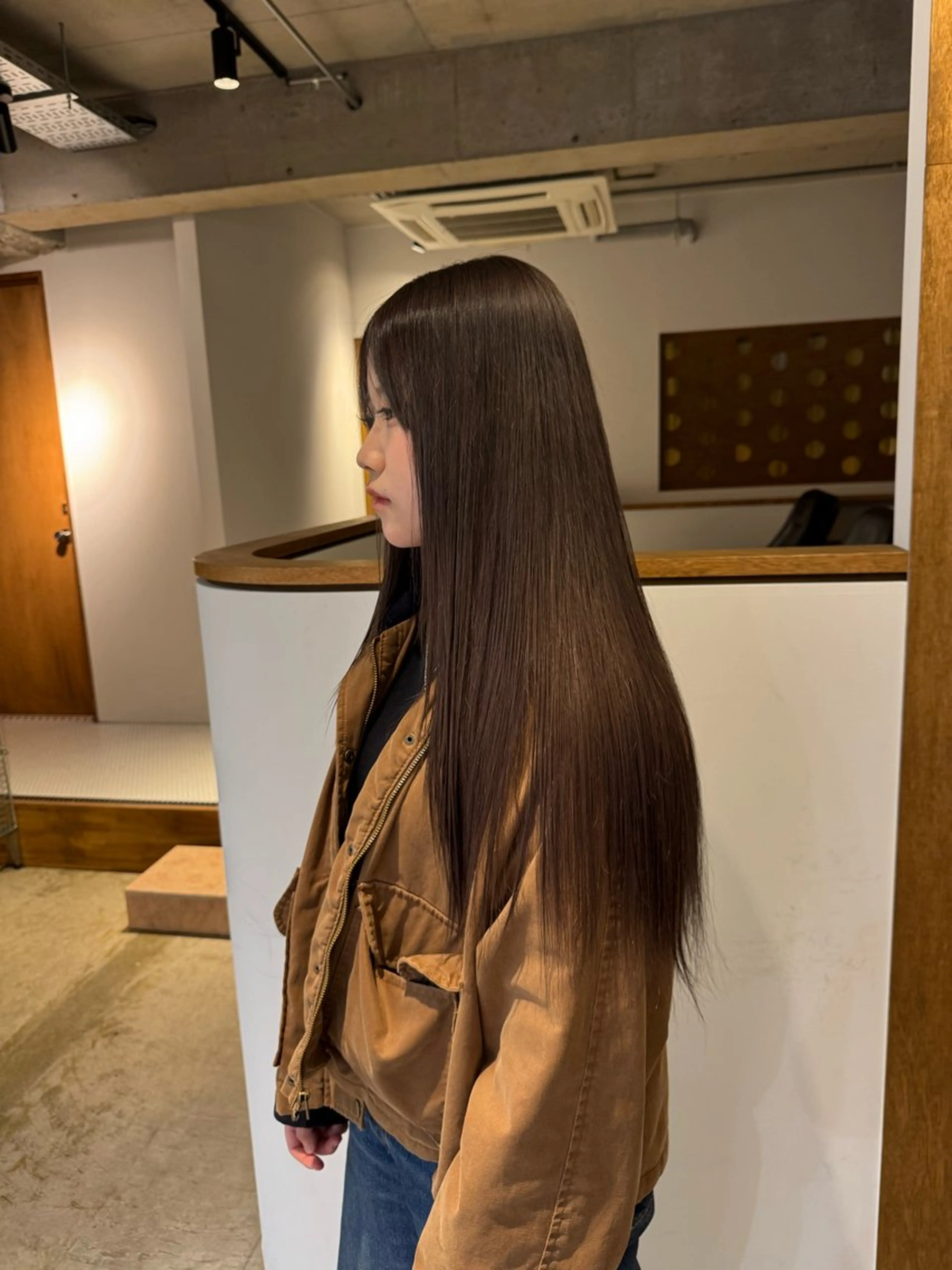 ロング 名駅/酸性ストレート /ワンカラー/アヤハのヘアスタイル