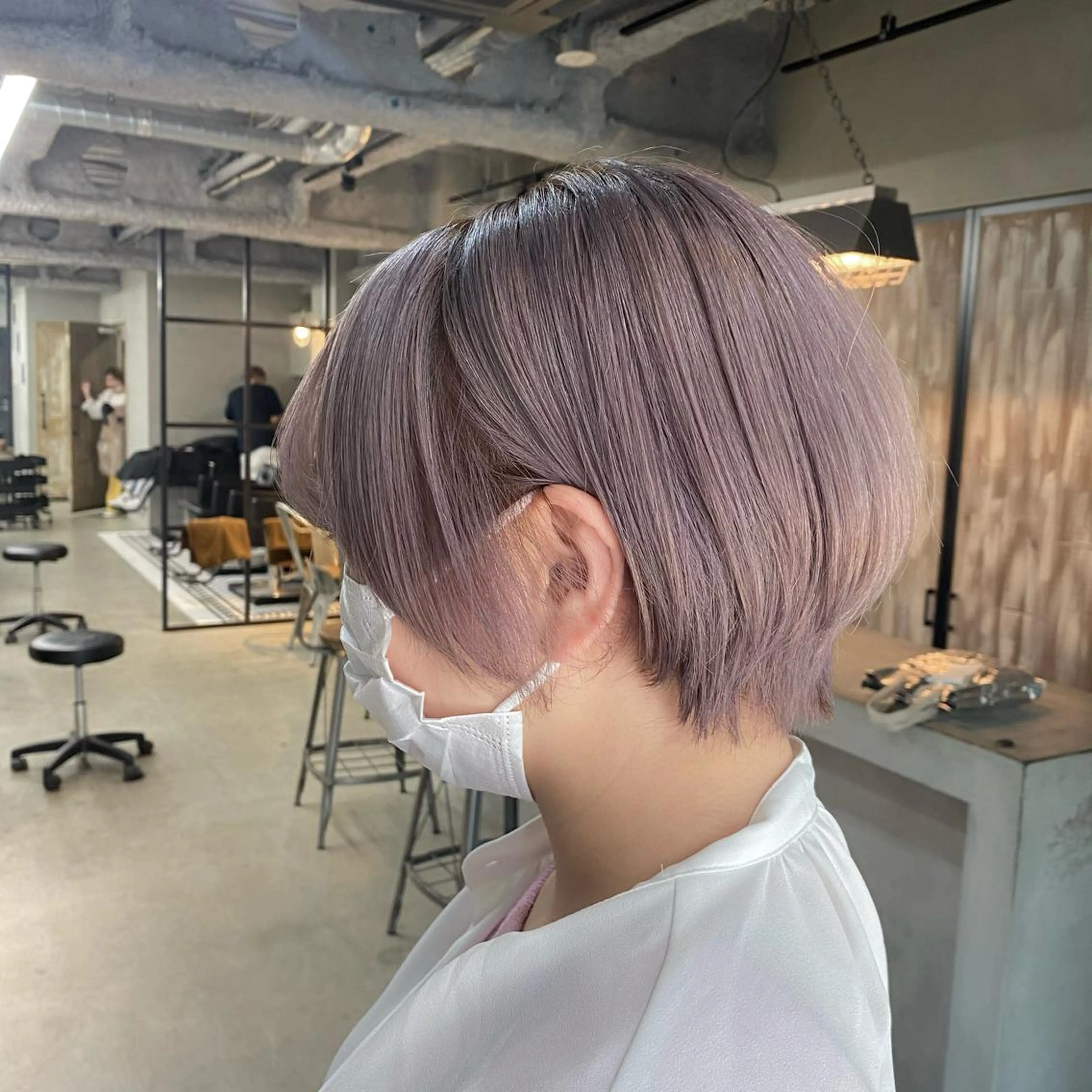 ショート カラー ブリーチ カット ヘアカラー トリートメント Ameri/髪質改善 /韓国ヘア🇰🇷のヘアスタイル