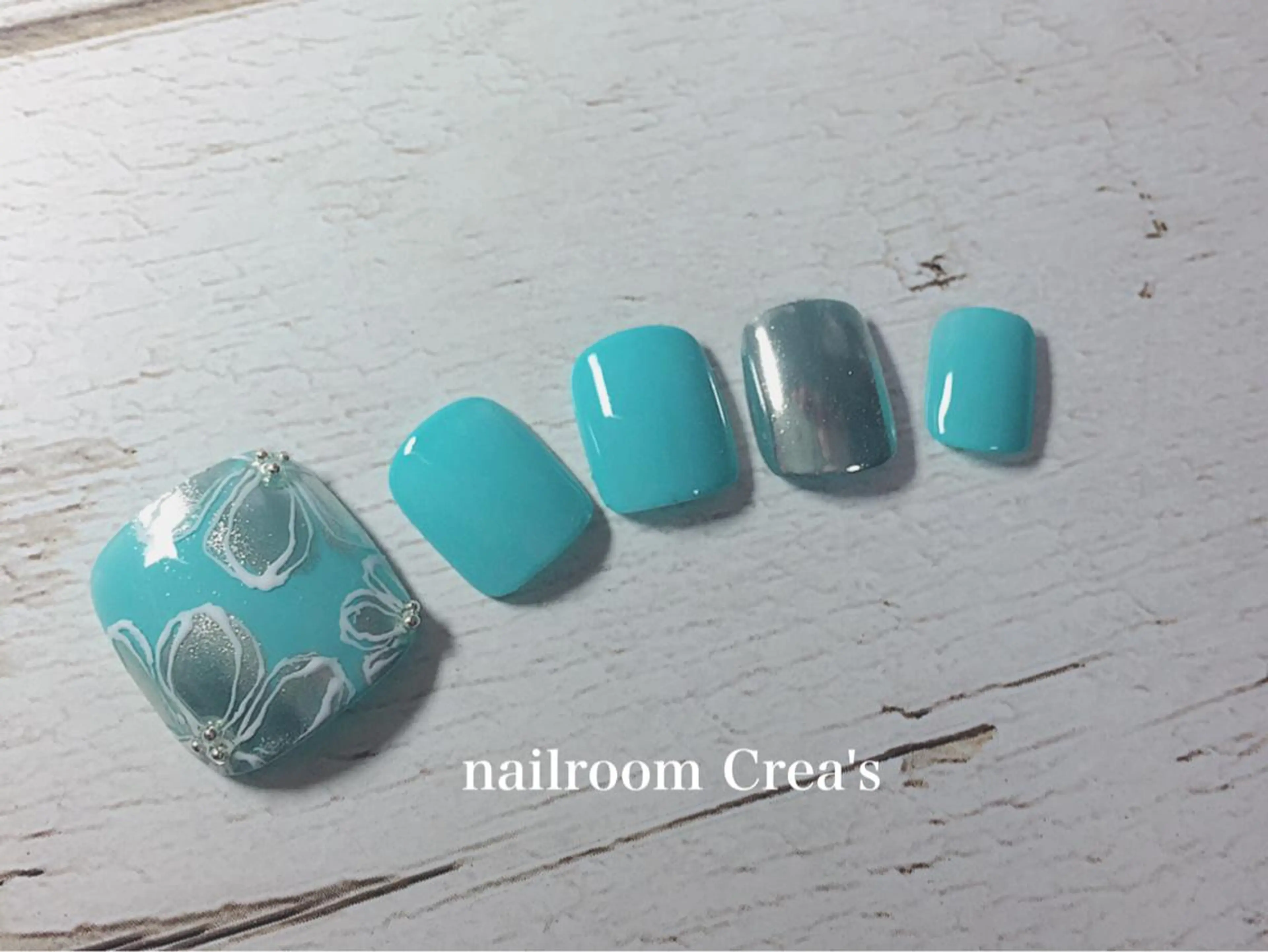 ネイル フラワーネイル ミラーネイル nailroom Crea'sのネイルデザイン
