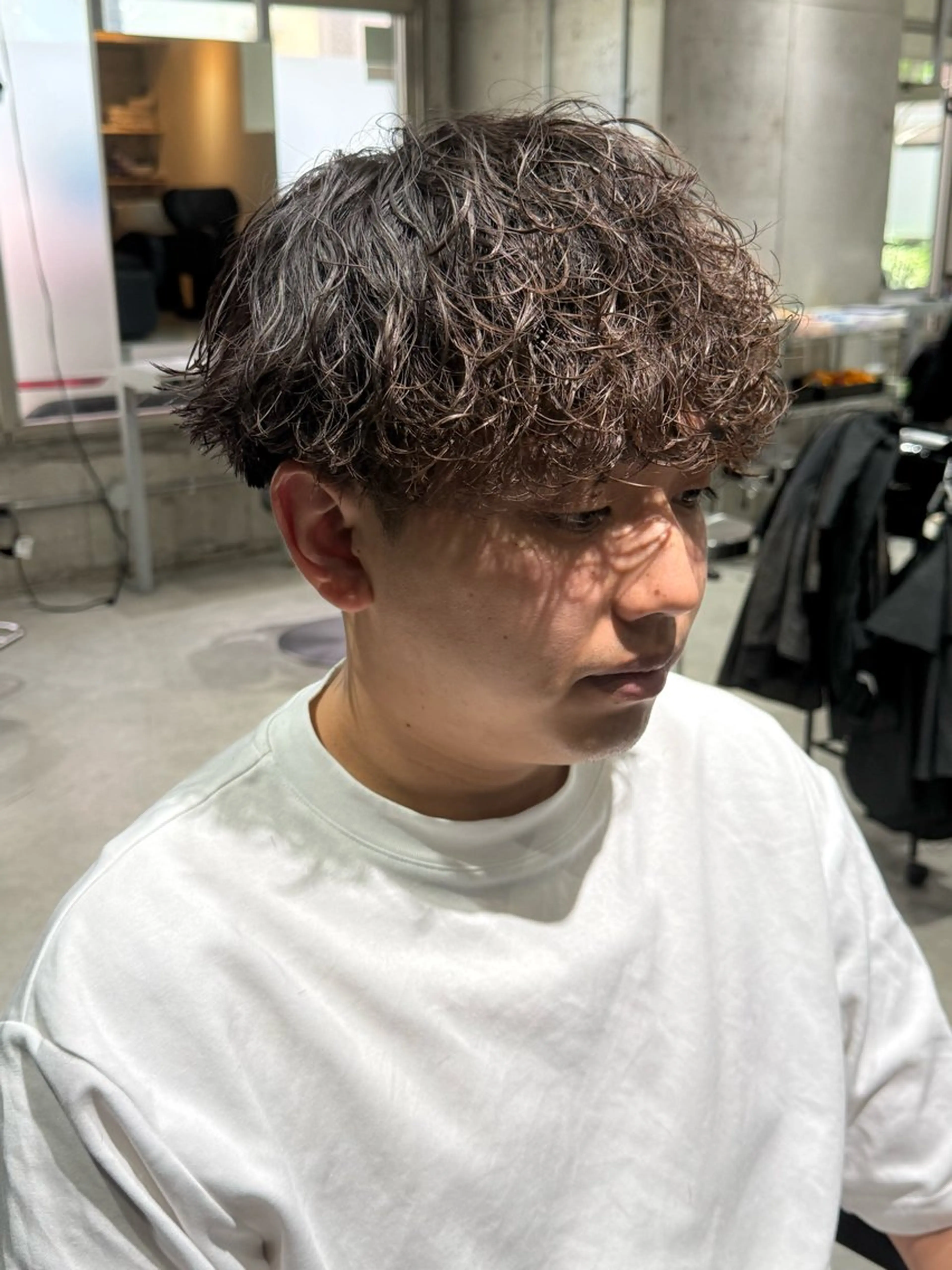 メンズ メンズパーマ 波巻きパーマ カット 布施メンズ特化美容師 秋山　涼のヘアスタイル