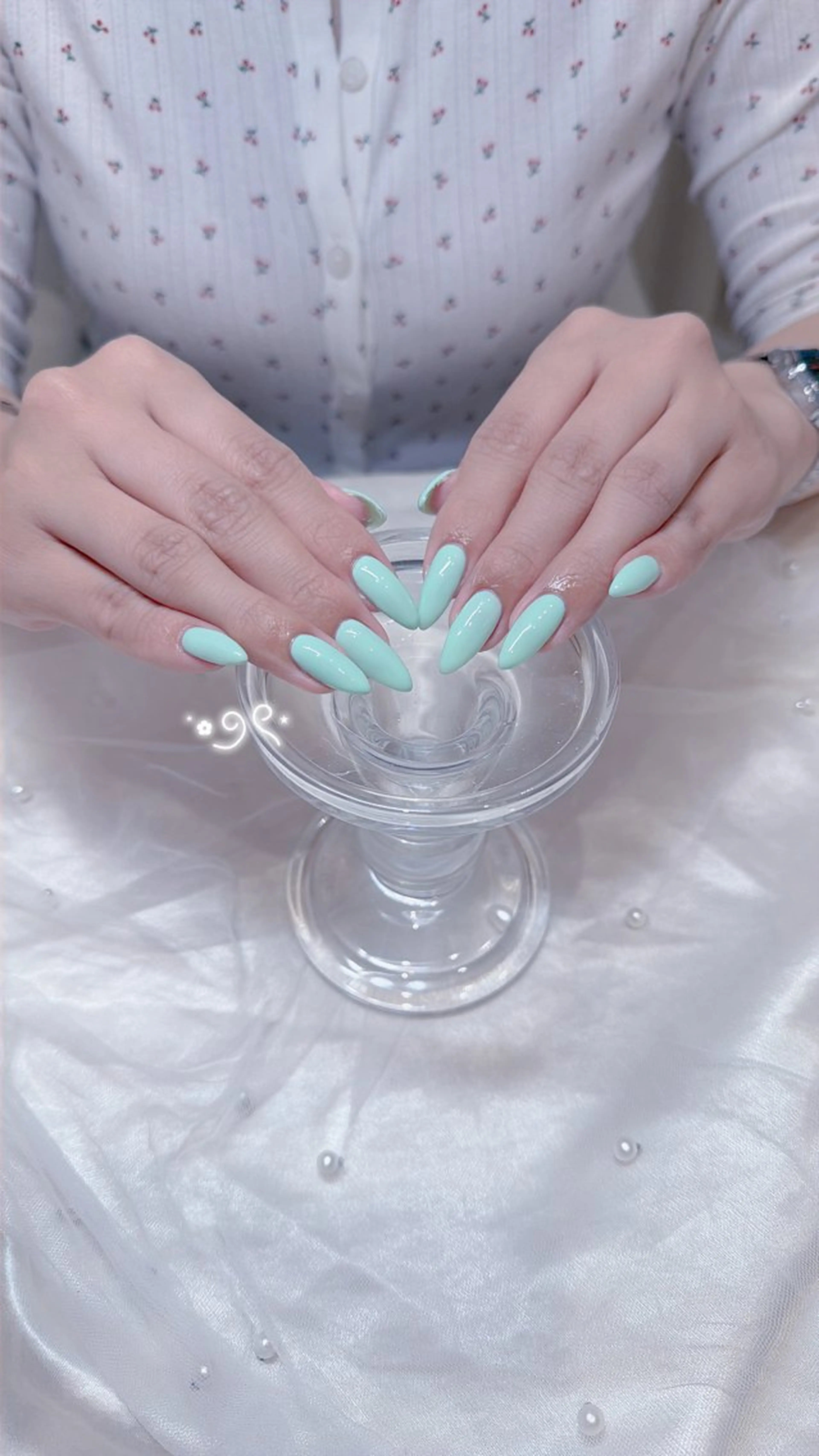 ネイル グリーン ハンドネイル ୨୧ ayakaのネイルデザイン