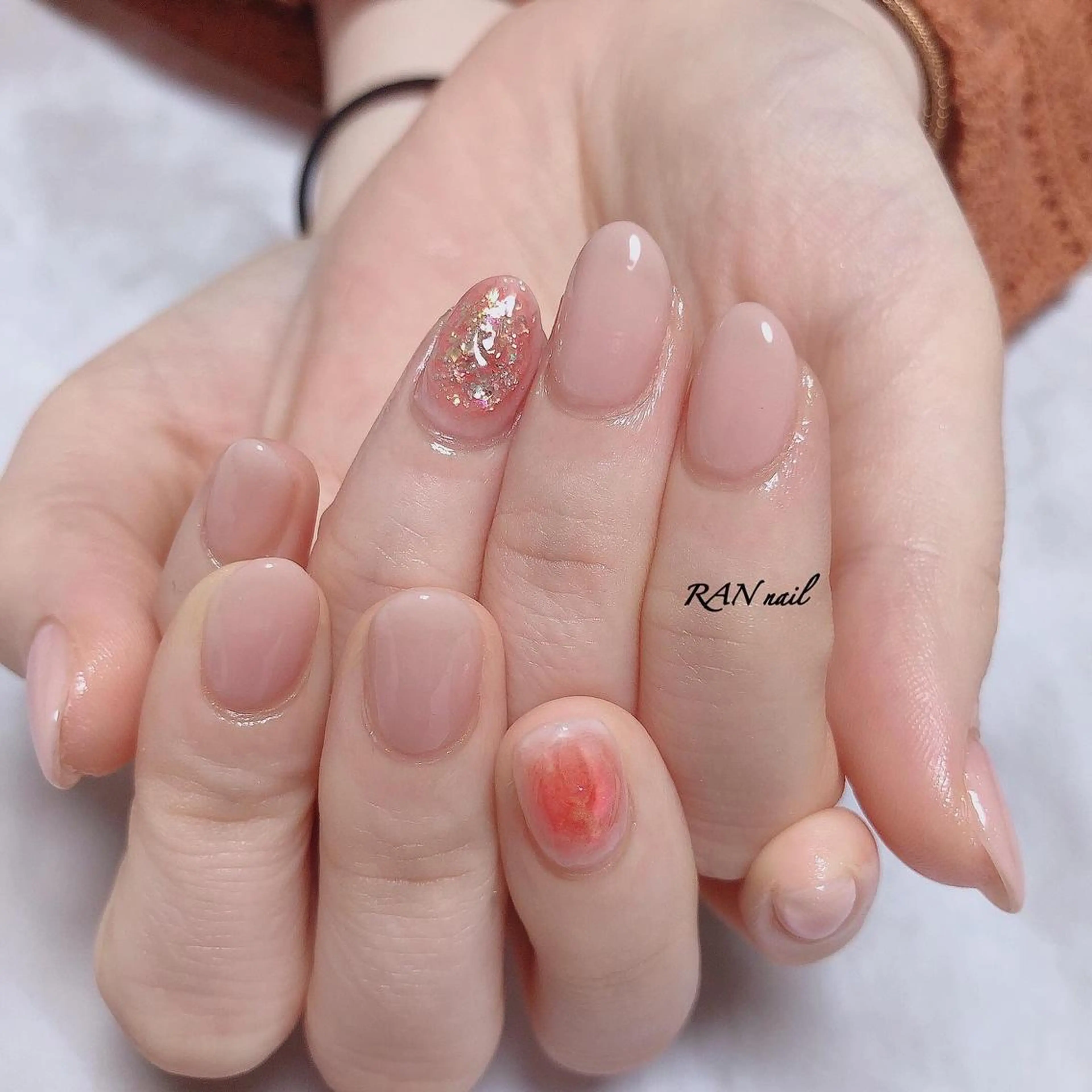 ネイル オーロラネイル チークネイル ジェルネイル ハート 氷ネイル・うるうるネイル ハンドネイル フットネイル RAN nail 〜ランネイル〜所属・RAN nailのネイルデザイン