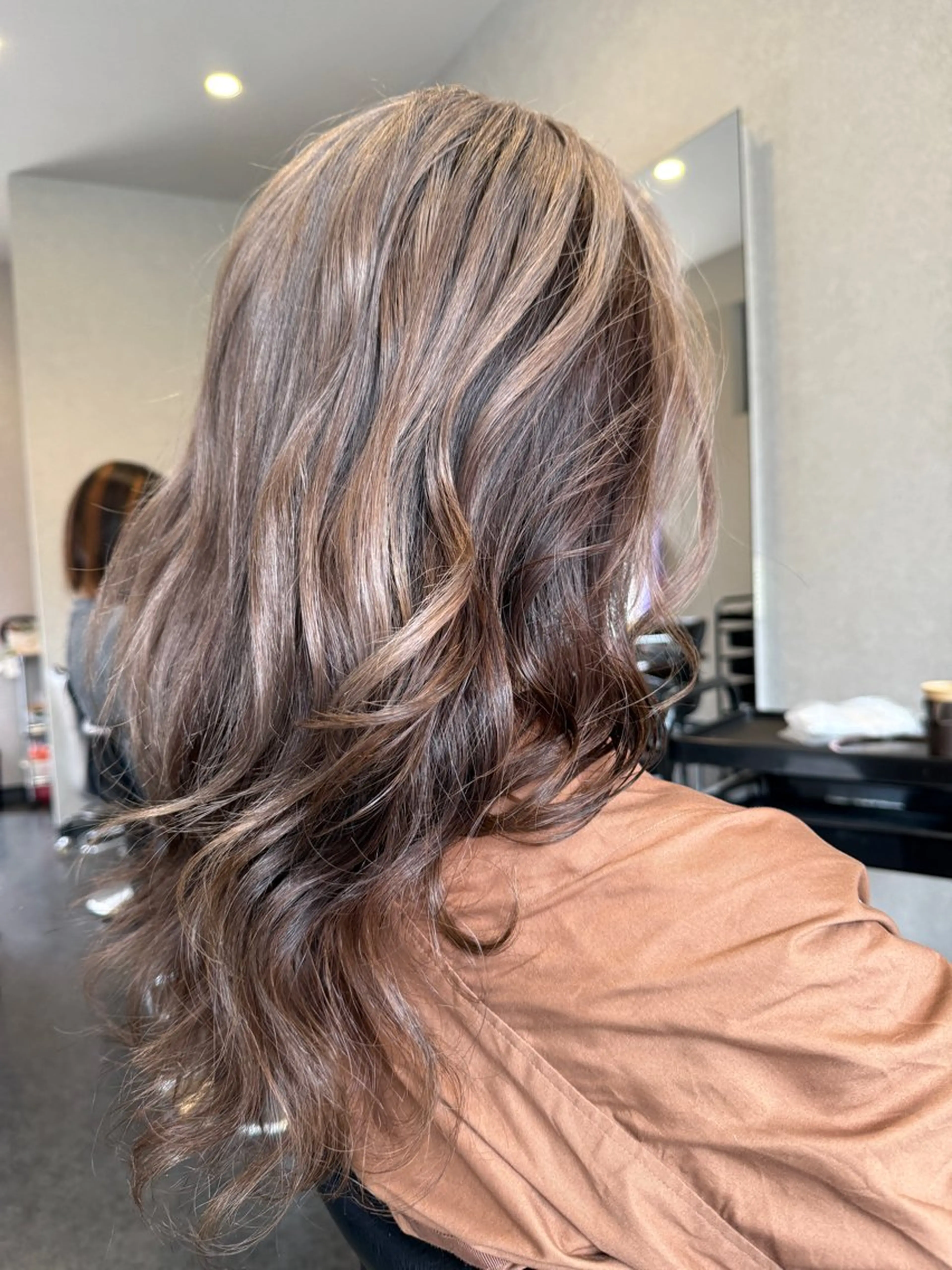 セミロング 髪質改善⚡️カラー 🍀武久 誠🍀のヘアスタイル