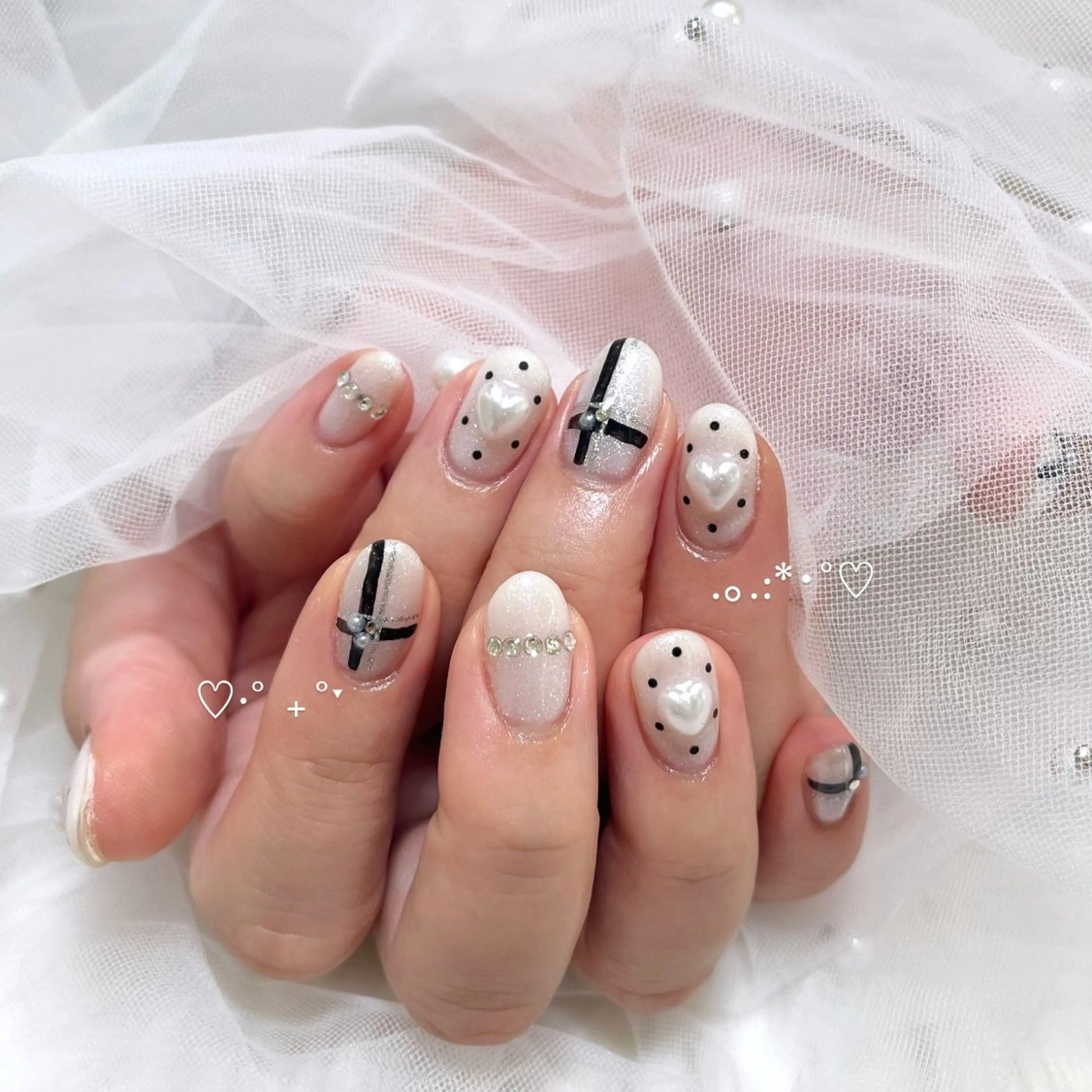 ネイル ハンドネイル Blanche mimi.u_aのネイルデザイン