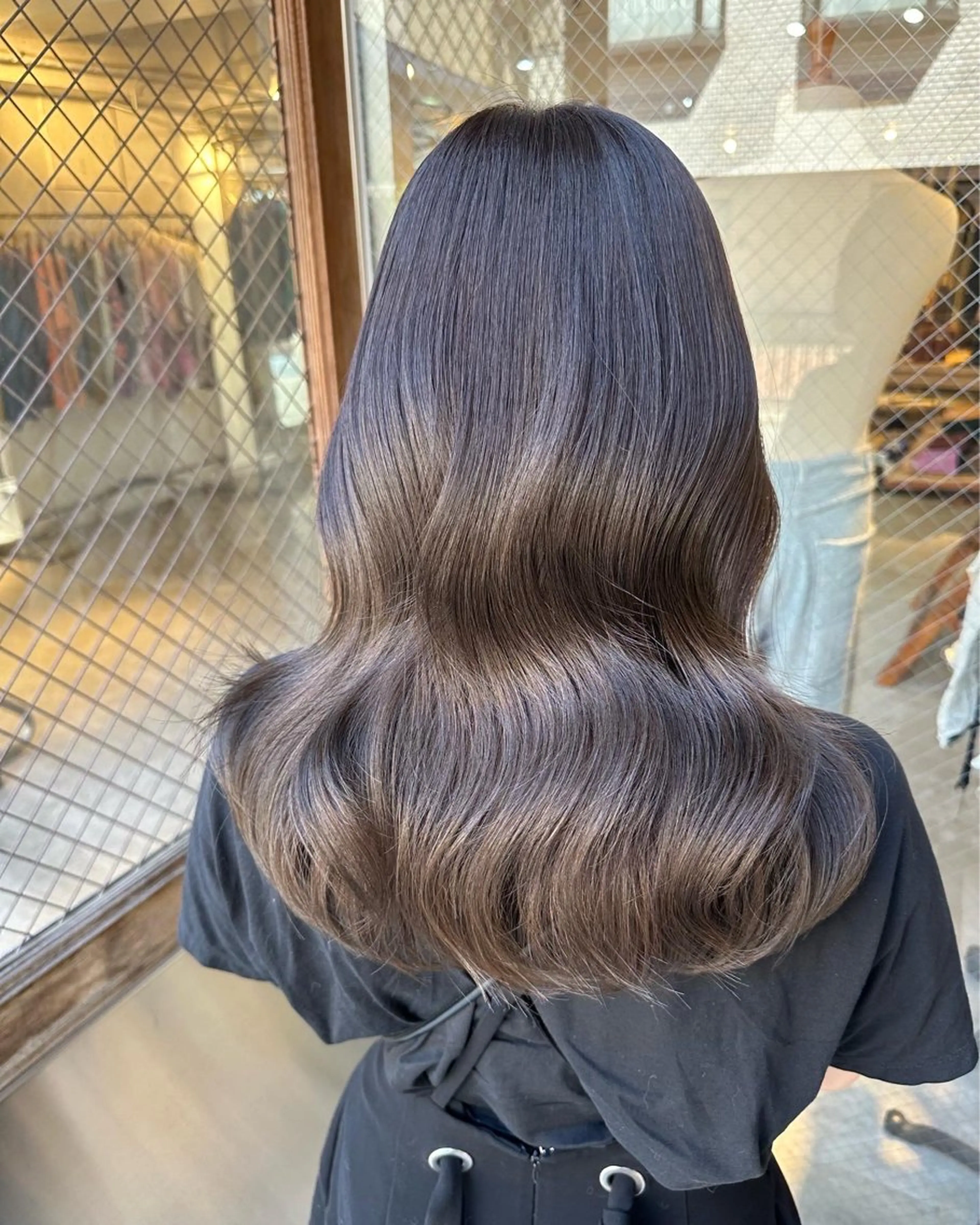 セミロング 寺山 佳貴のヘアスタイル