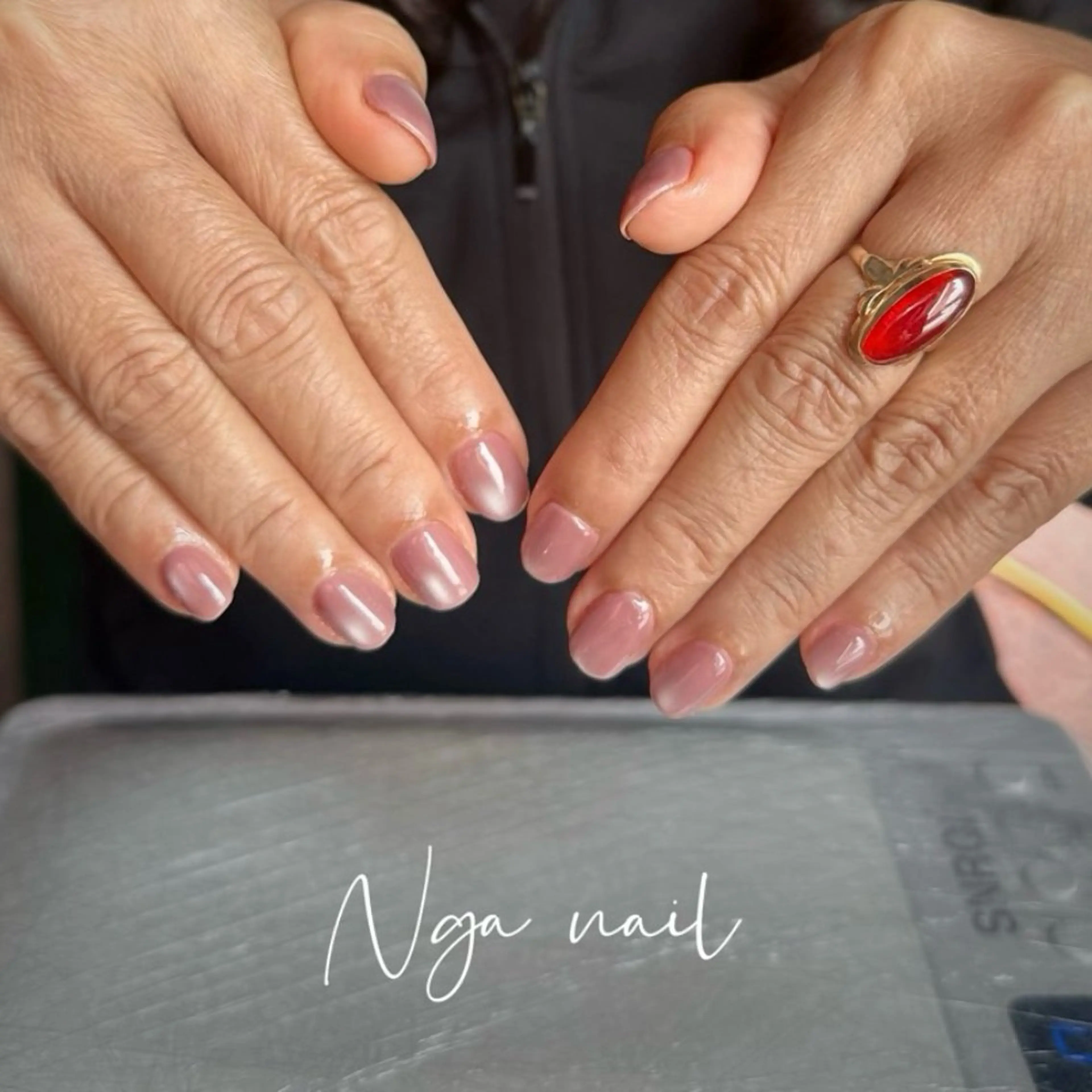 ミディアム ガー NAILのネイルデザイン