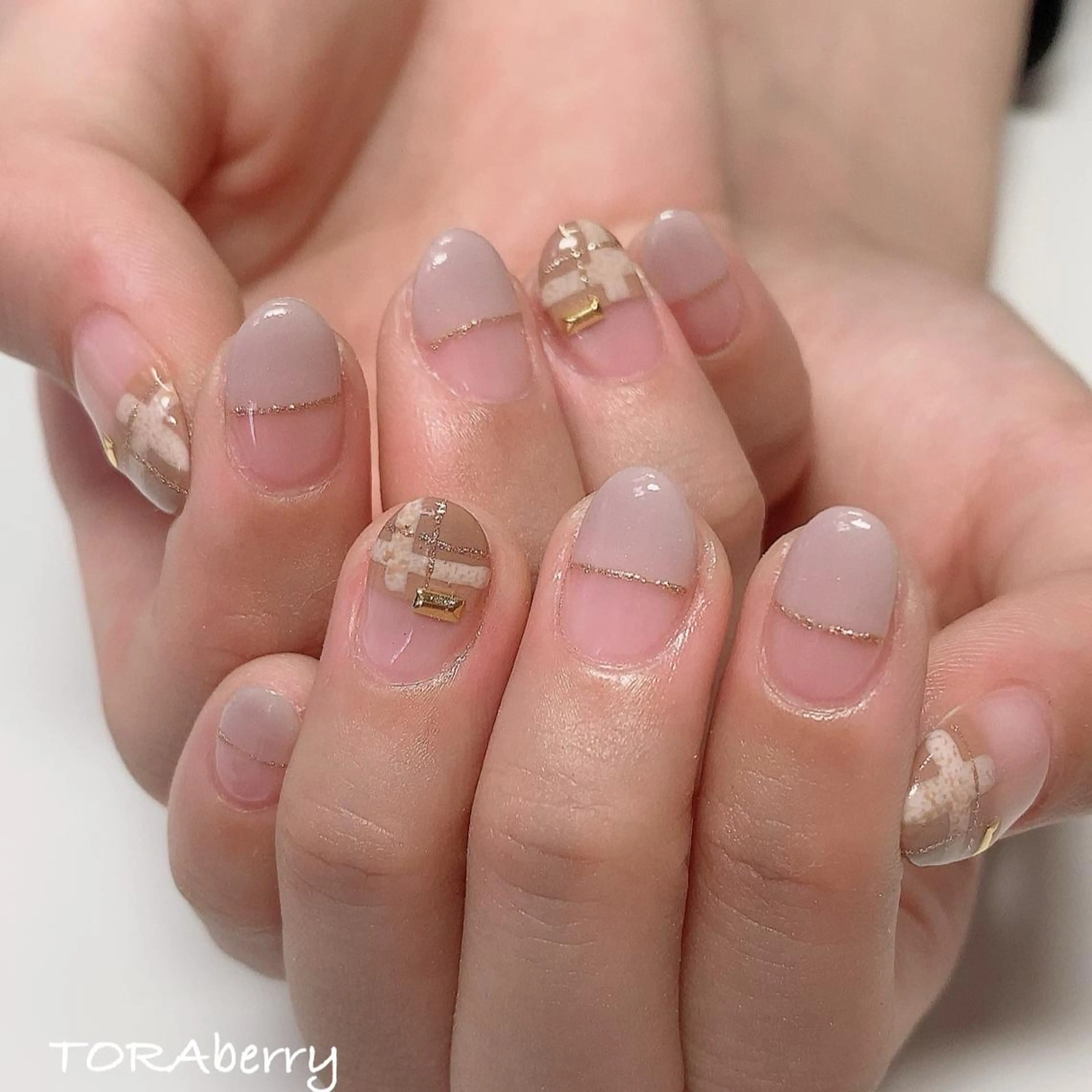 ネイル ハンドネイル ネイリスト なつみのネイルデザイン