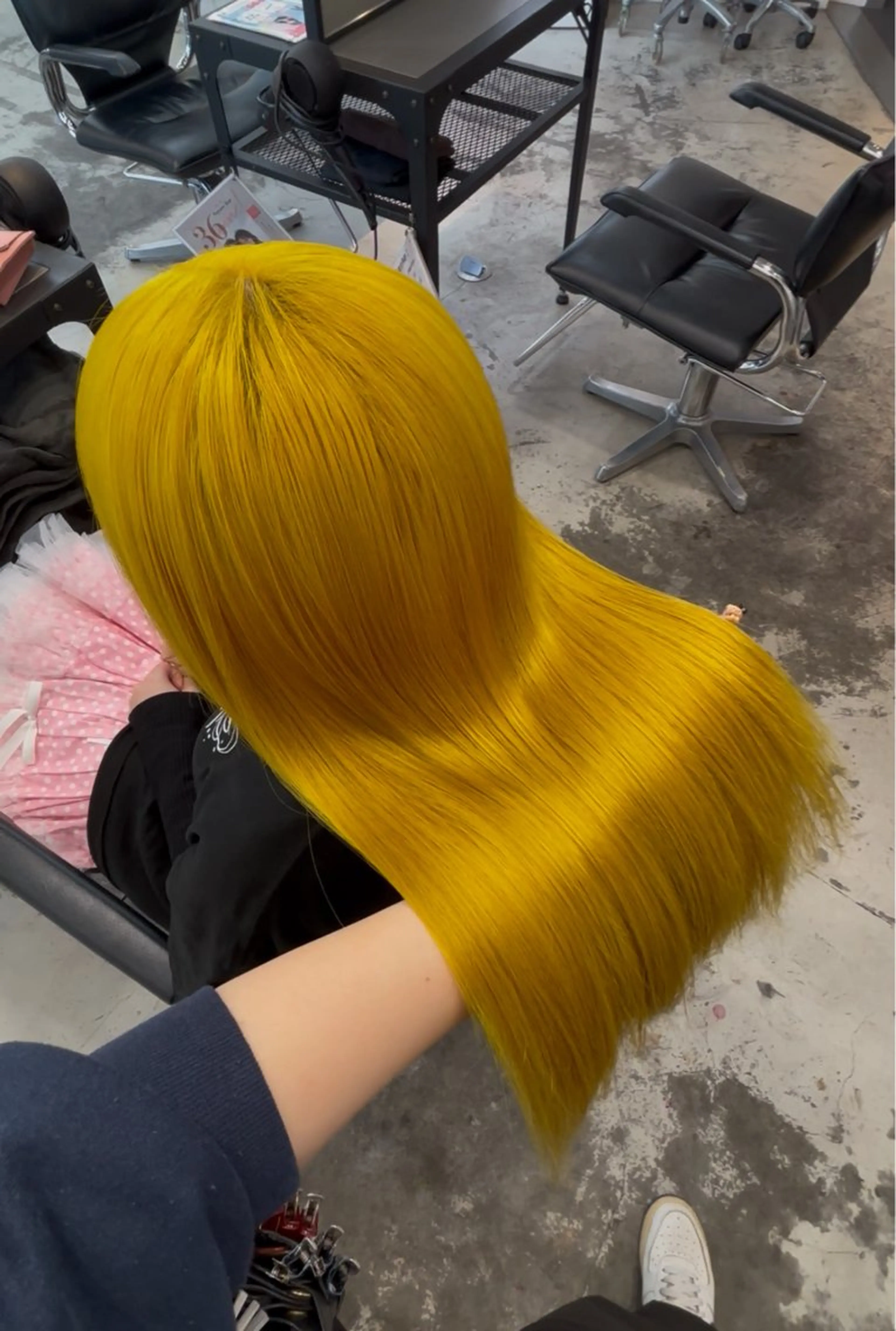 ロング カラー ハイトーンカラー イエローカラー ヘアカラー トリートメント ダメージレス艶髪 🦋MISAKI🦋のヘアスタイル