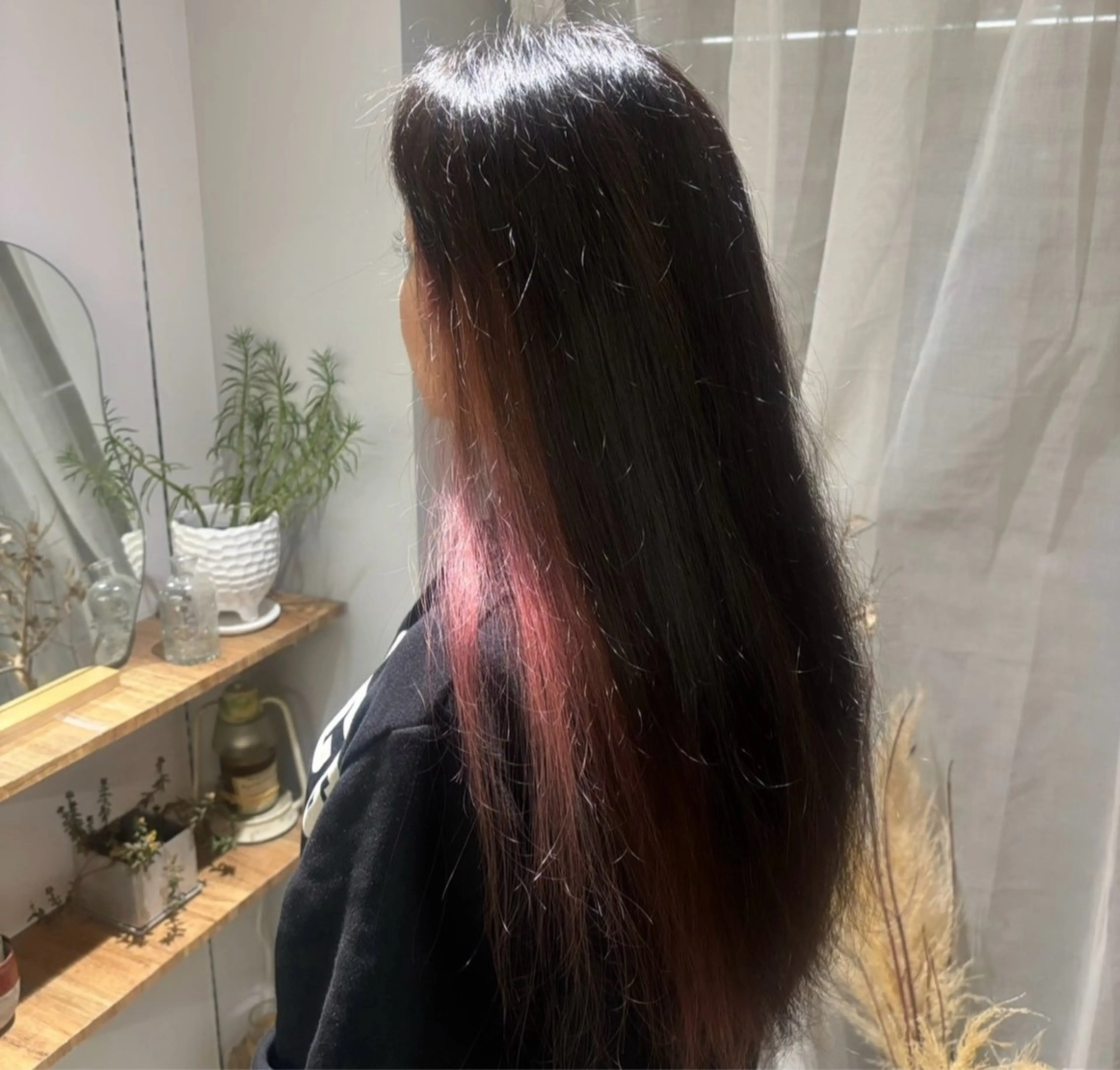 カラー ベージュカラー インナーカラー ピンクカラー ピンクベージュ cipre 桃和のヘアスタイル