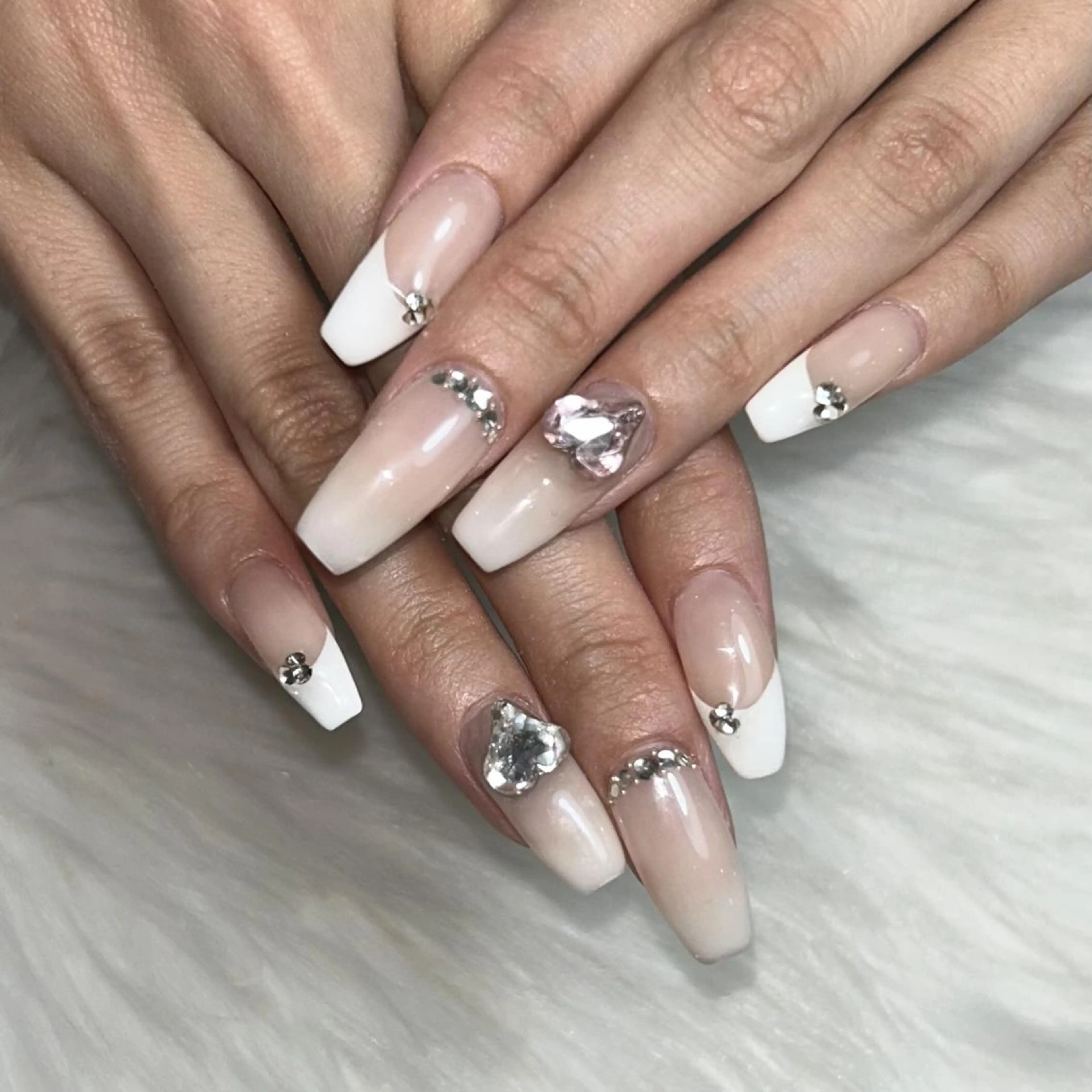 ネイル ハンドネイル REBEST南森町 nail🪽のネイルデザイン