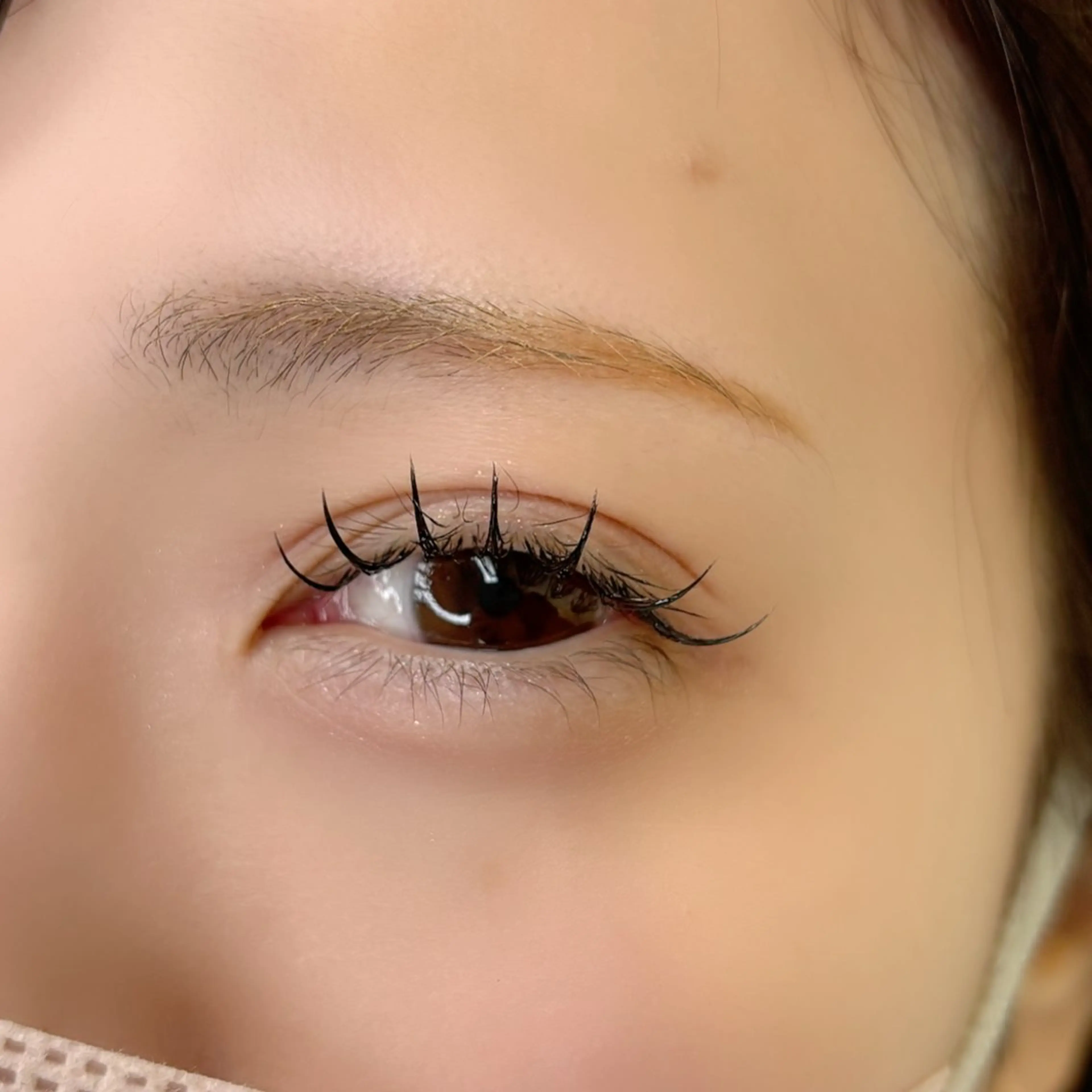 マツエク・マツパ 束感まつ毛 フラットラッシュ natsumi .のマツエク・マツパデザイン