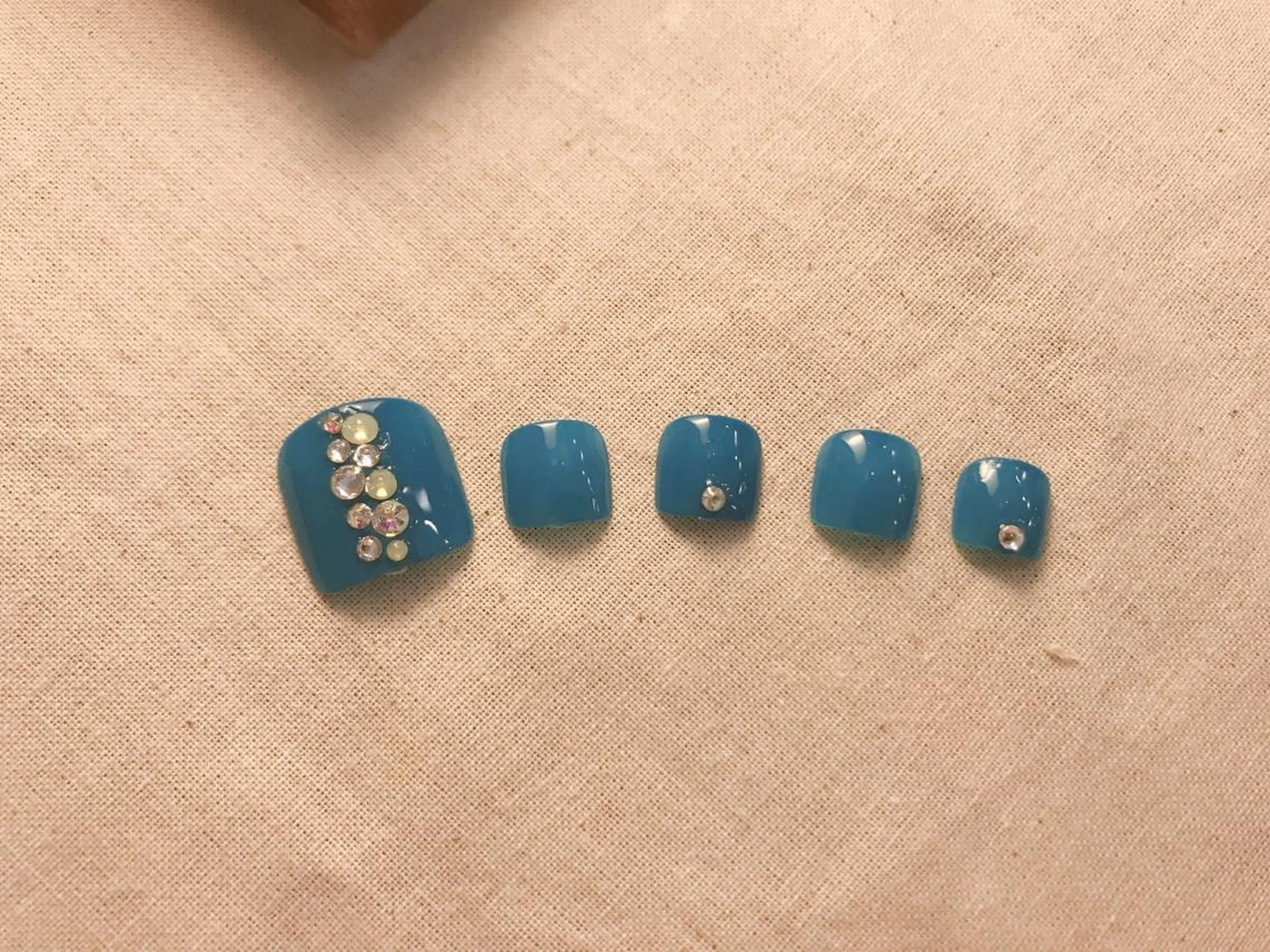 ネイル キラキラネイル ストーンネイル Flam Nailのネイルデザイン