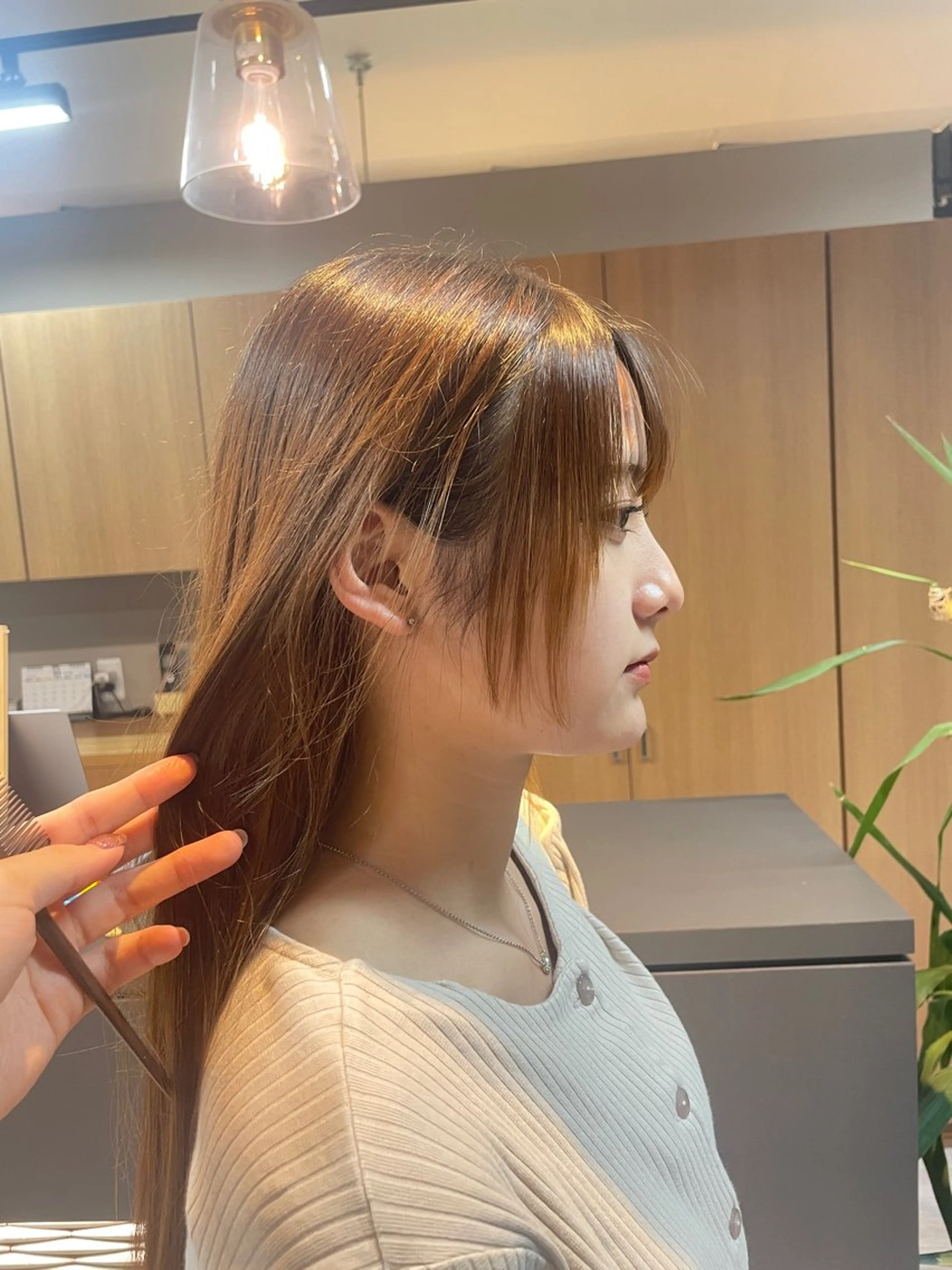 セミロング 姫カット マキノ キョウカのヘアスタイル