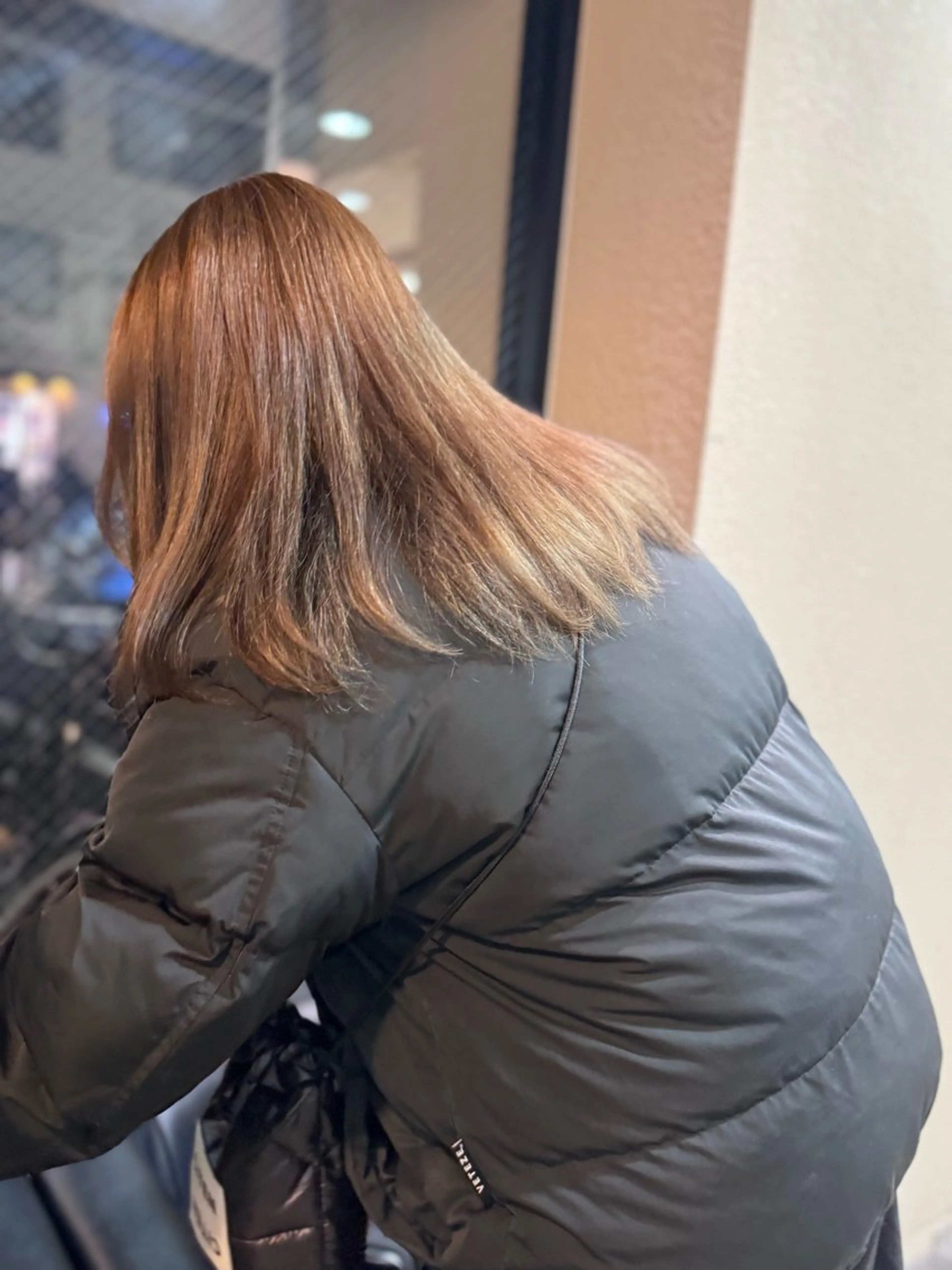 セミロング カラー カーリーパーマ/ 透明ｶﾗｰ/MIKUのヘアスタイル