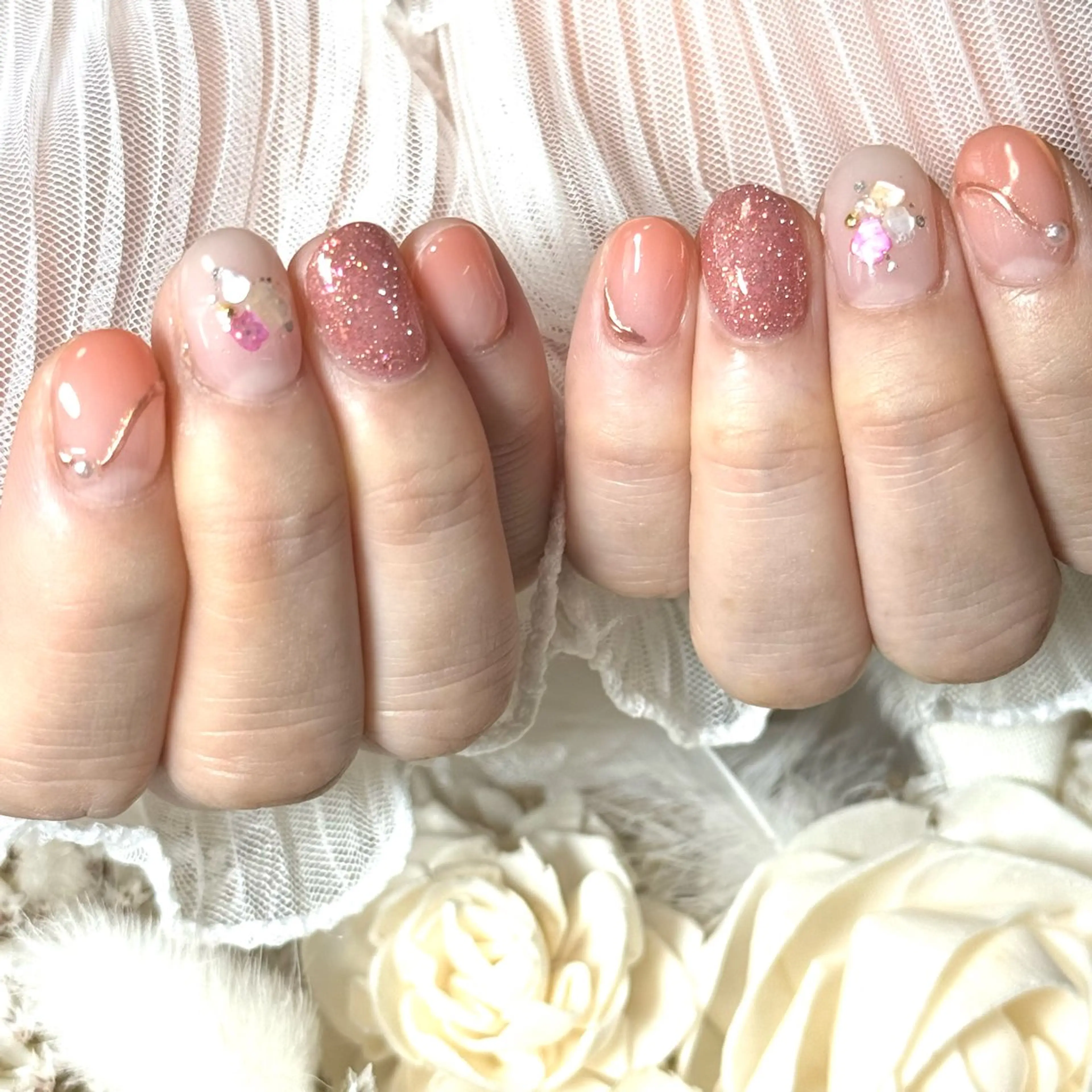 ネイル クリアネイル フラッシュネイル グラデーション 赤色 ハンドネイル Hana_ Rieのネイルデザイン